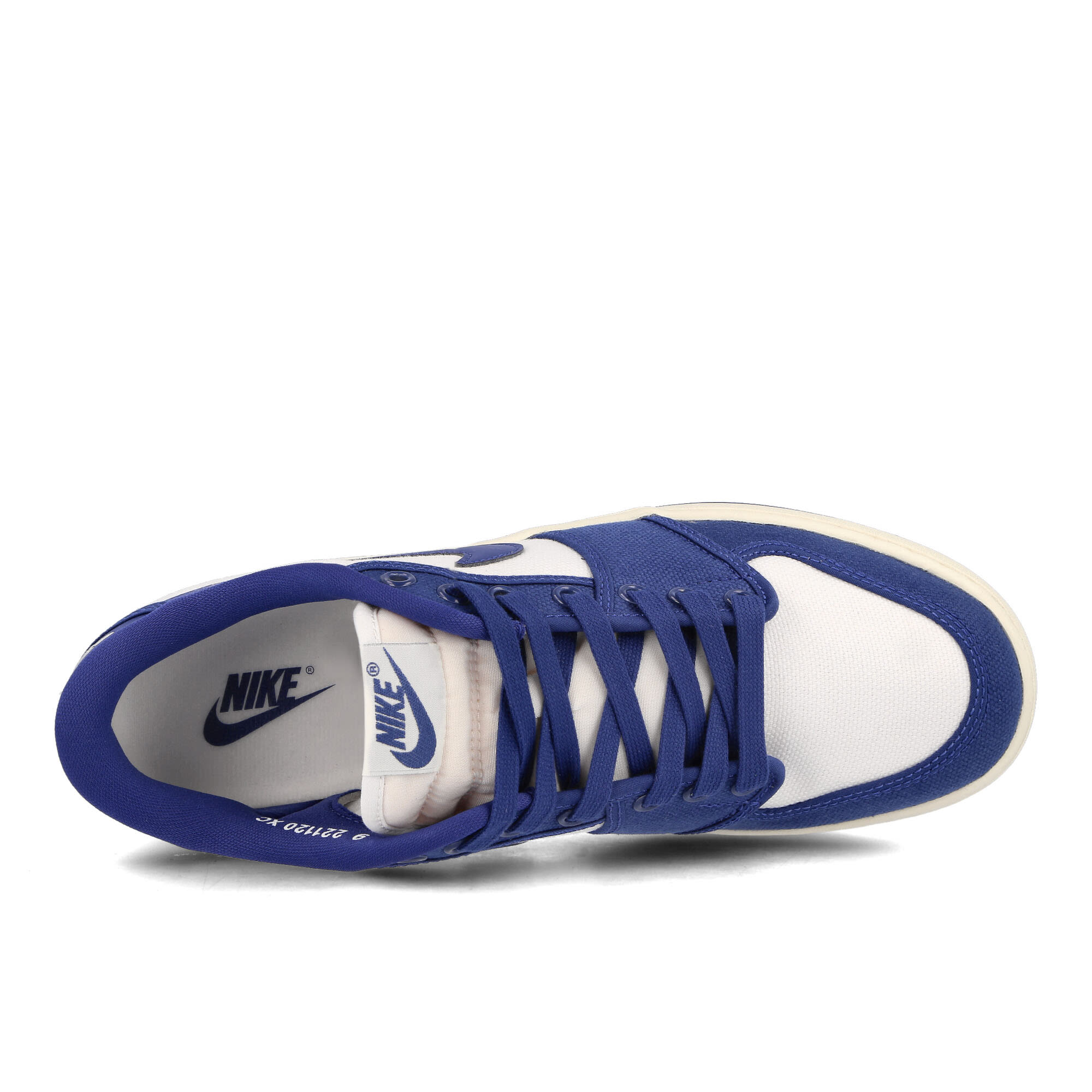 Jordan Air Jordan 1 KO Low White / Dark Royal Blue-Sail Low Top Sneakers  Detailfoto | Overkill