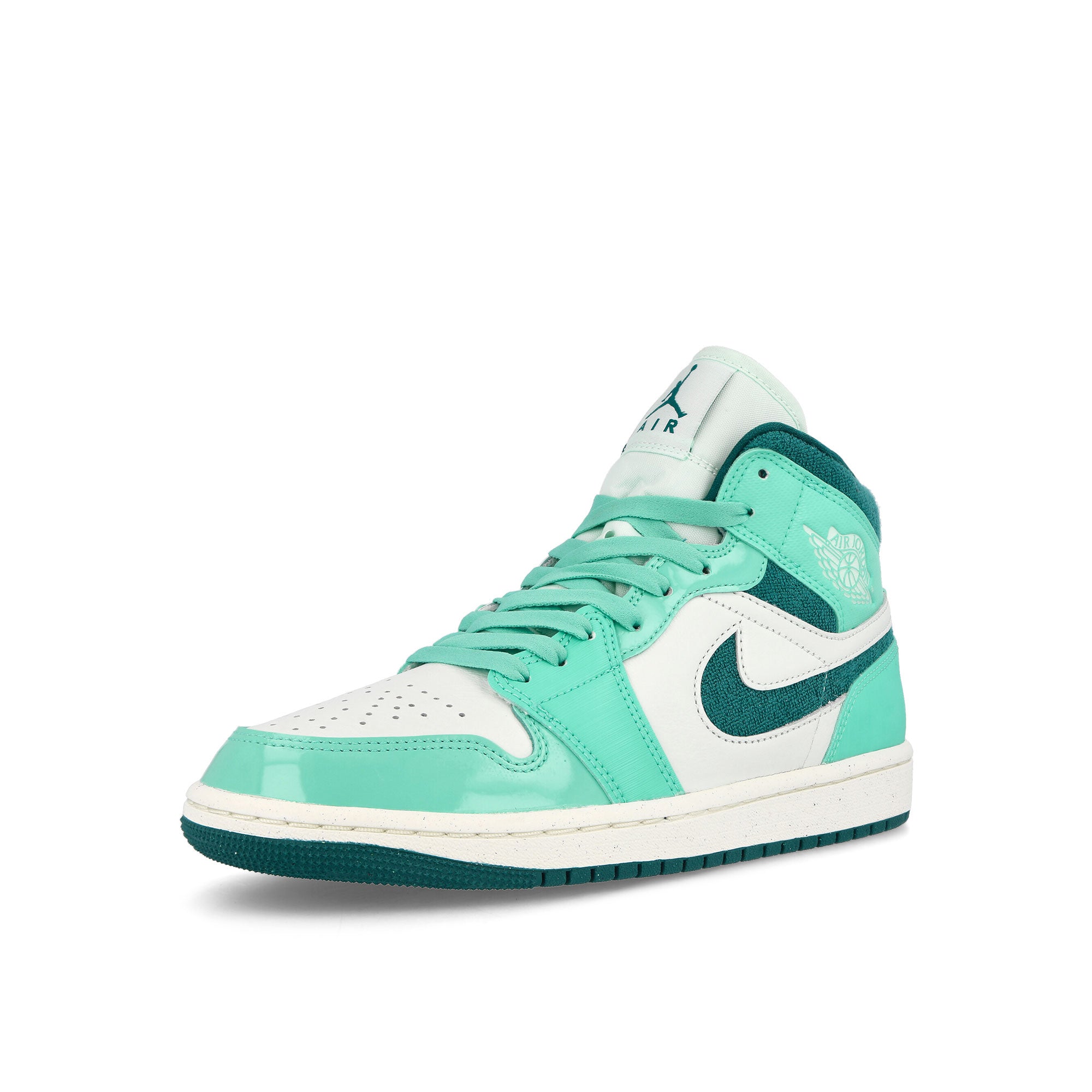 Jordan Wmns Air Jordan 1 Mid SE Bleached Turq / Sky J Teal - Barely Green Sneakers  Close Up | Overkill