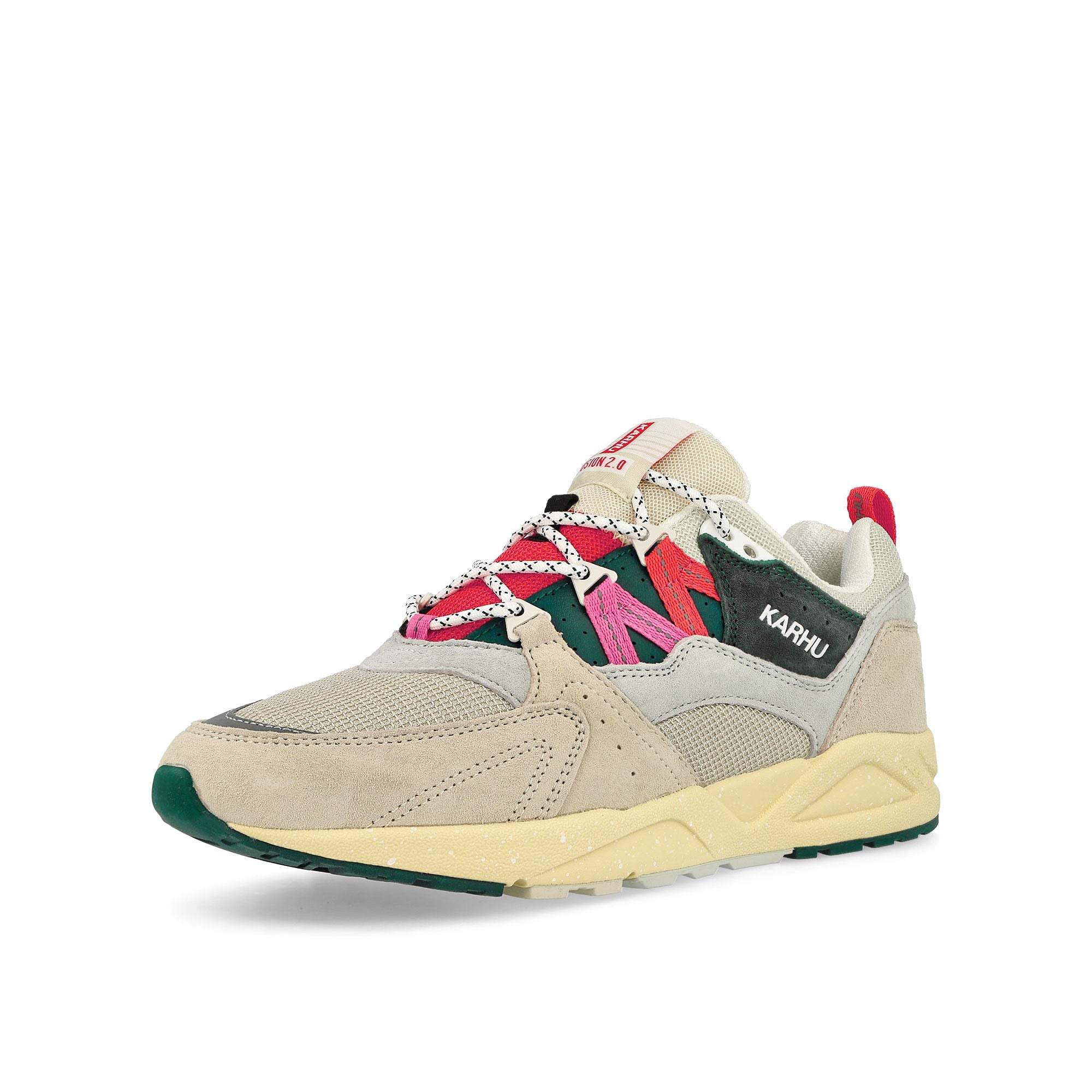 Karhu Fusion 2.0 Whitecap Gray / Cayenne Low Top Sneakers  Close Up | Overkill