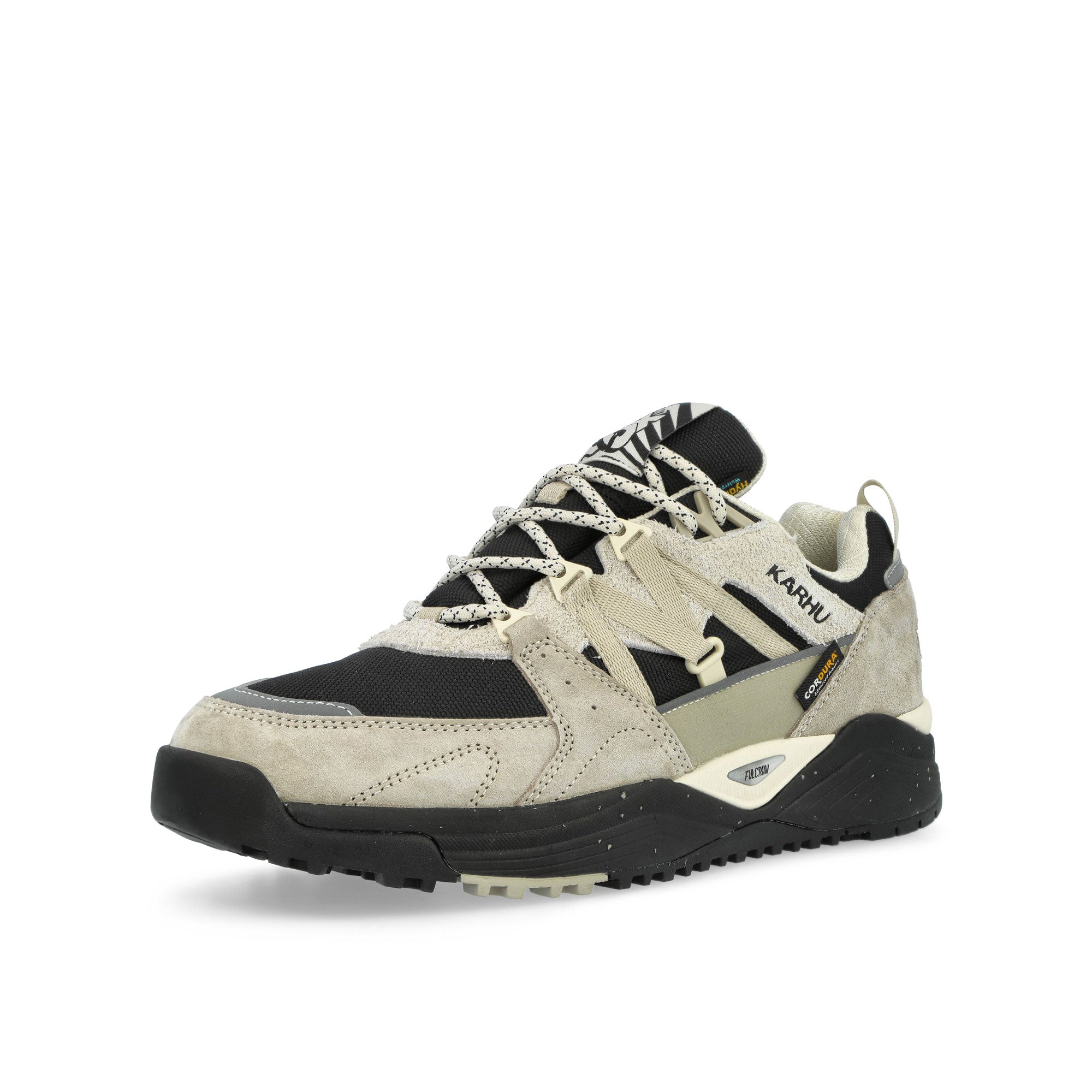 Karhu Fusion XC WP Silver Lining / Silver Lining Low Top Sneakers F830017 Close-up | Overkill