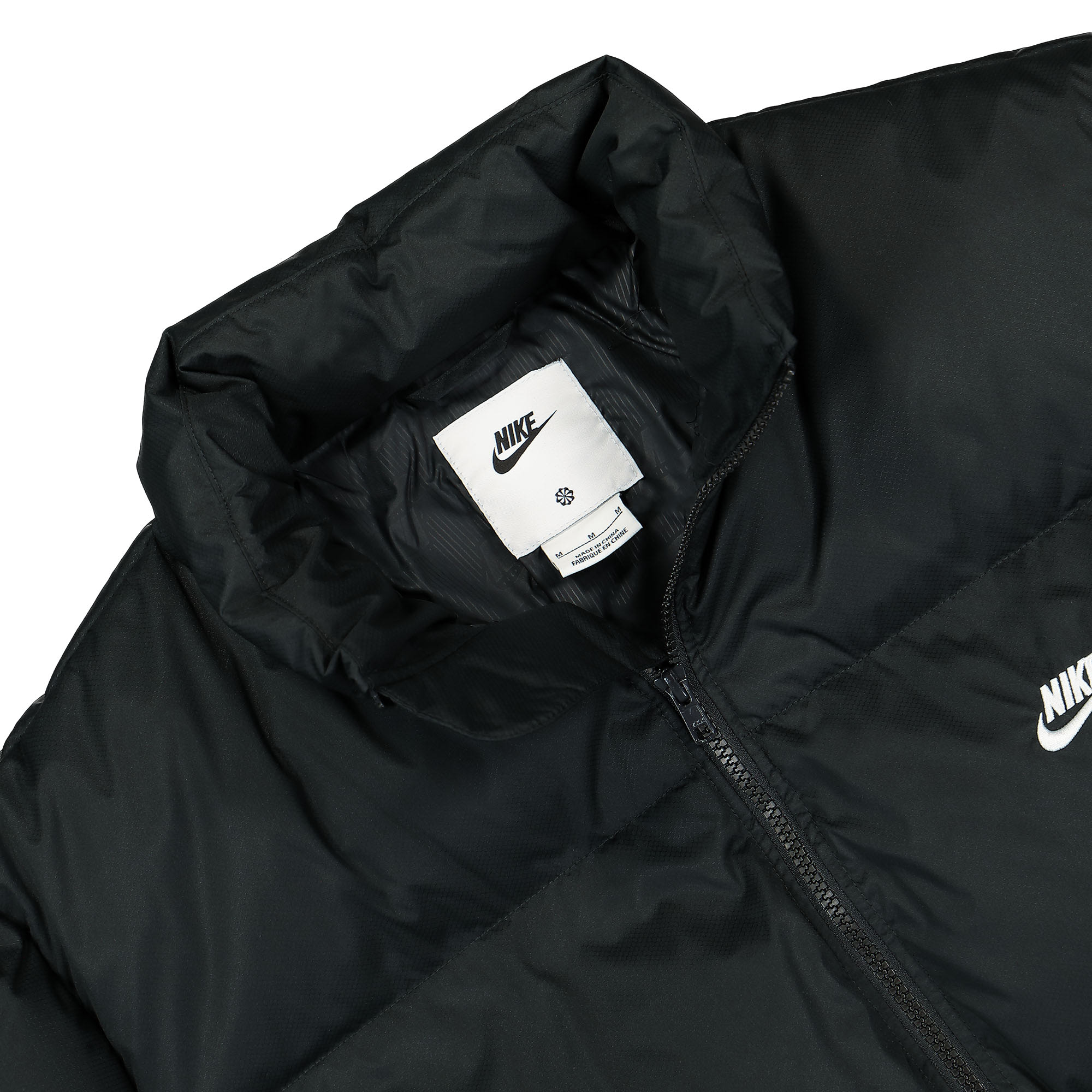 Nike Club Puffer Jacket Black / White Puffer Jackets Close-up | Overkill