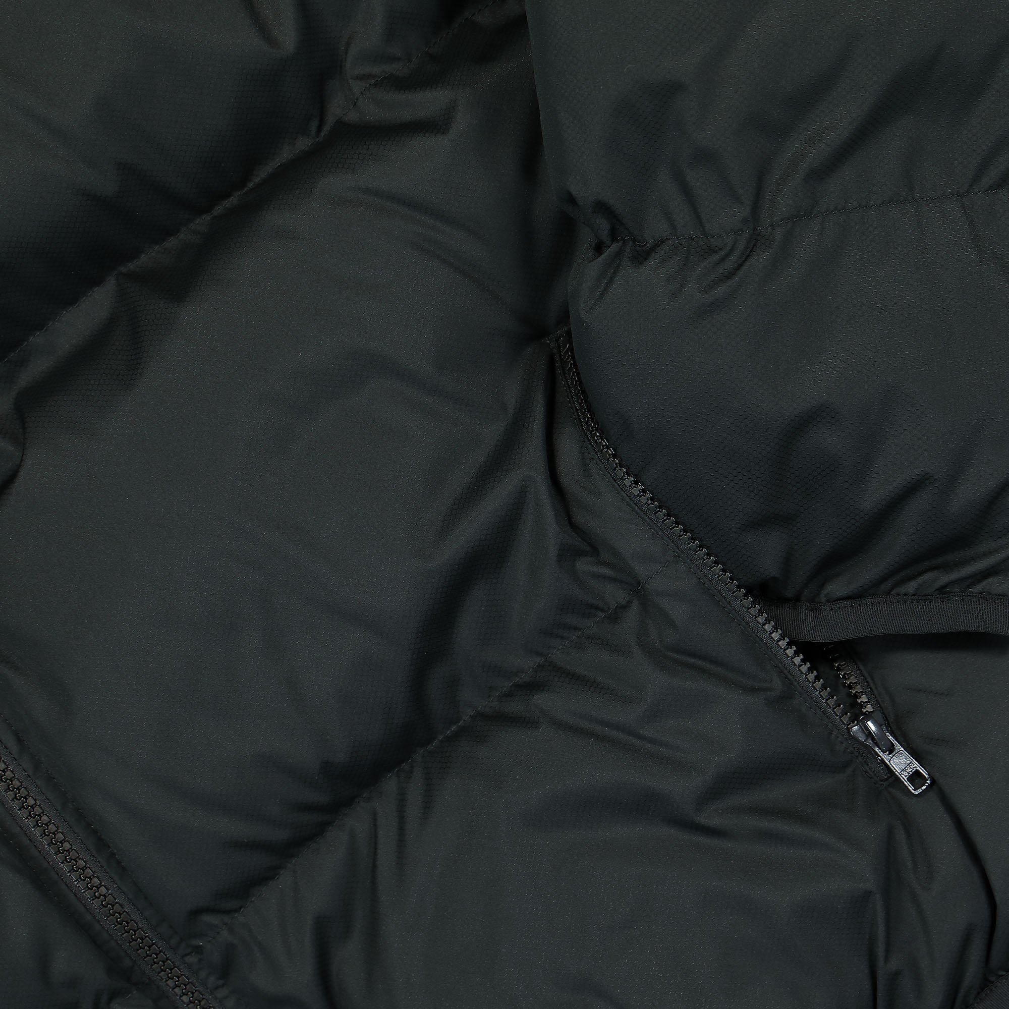 Nike Club Puffer Jacket Black / White Puffer Jackets Detailfoto | Overkill