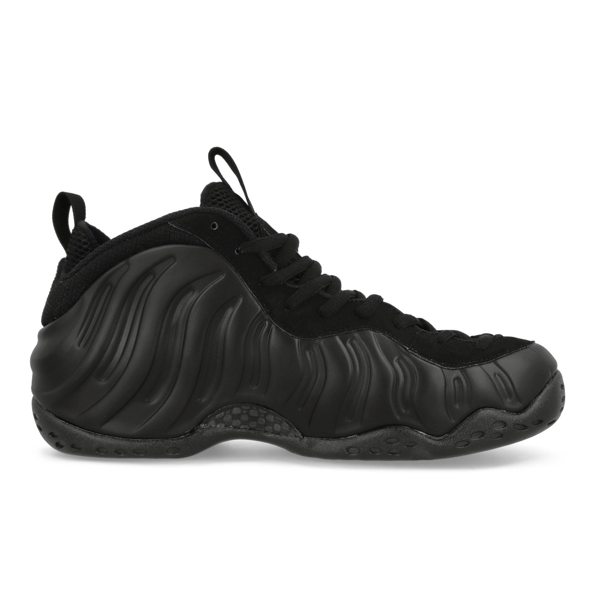 Nike Air Foamposite One Black / Anthracite - Black Mid Top Sneakers  Silhouette | Overkill