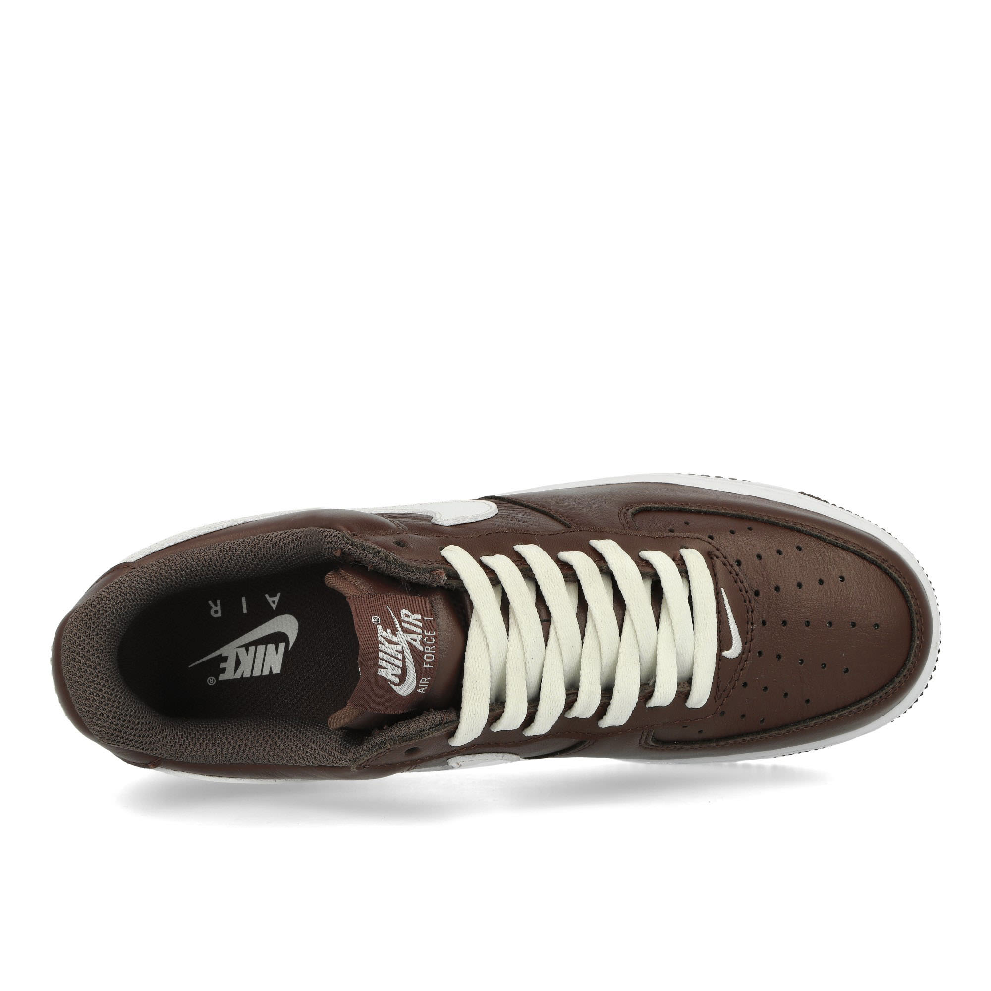 Nike Air Force 1 Low Retro QS Chocolate / White Low Top Sneakers  Detailfoto | Overkill