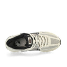 Nike W Zoom Vomero 5 Phantom / Metallic Platinum - Light Iron Ore Low Top Sneakers  Detailfoto | Overkill