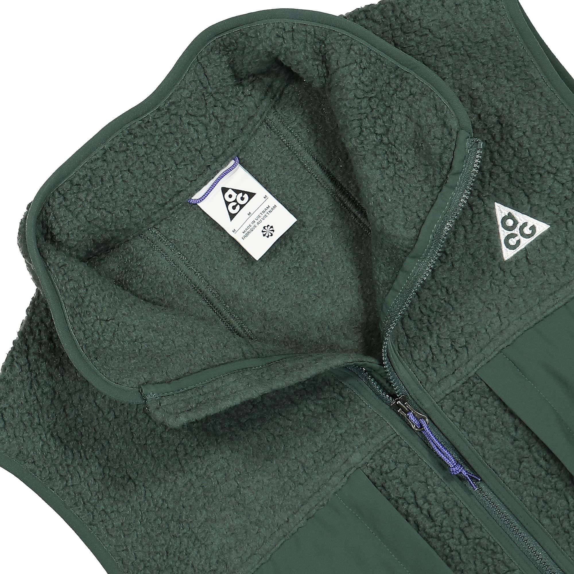 Nike ACG Arctic Wolf Polartec Fleece Vest Vintage Green / Vintage Green / Summit White Vests Close-up | Overkill
