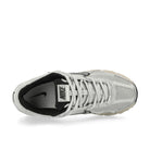 Nike W Zoom Vomero 5 Platinum / Chrome - Light Orewood Brown  Low Top Sneakers  Detailfoto | Overkill