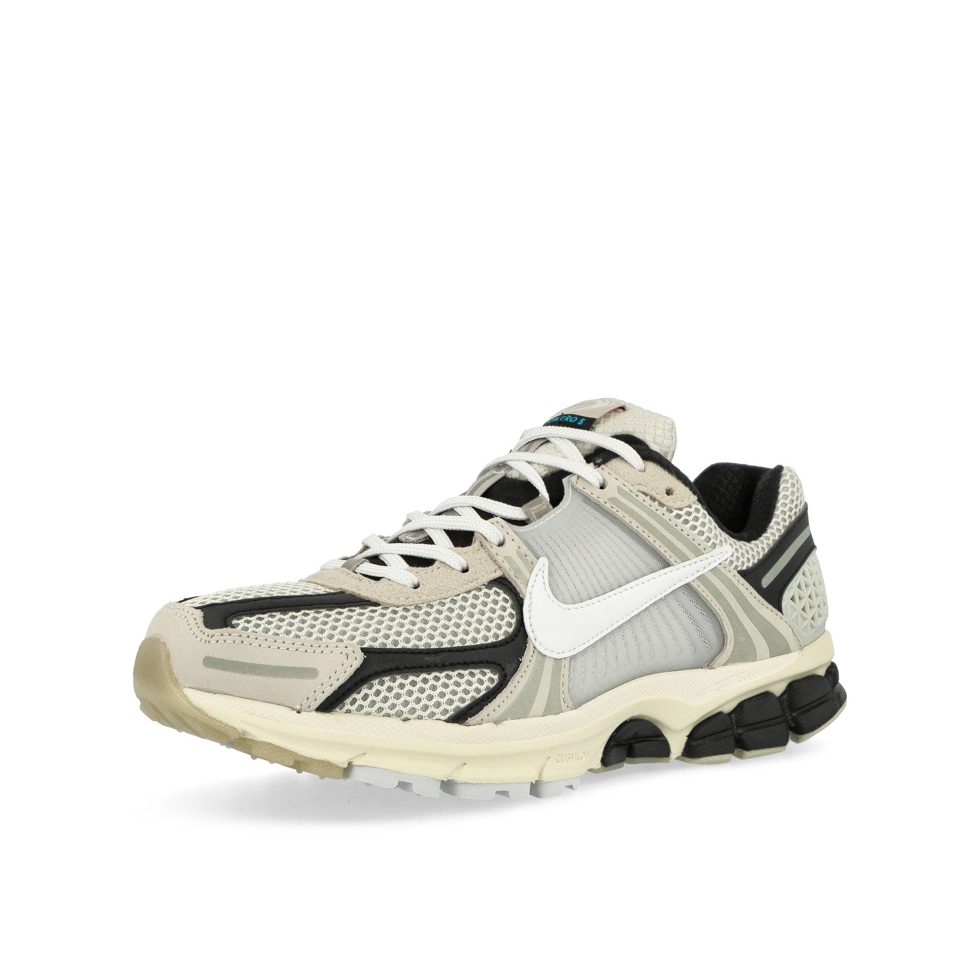 Nike Zoom Vomero 5 Premium Pale Ivory / White-Light Bone  Low Top Sneakers  Detailfoto | Overkill