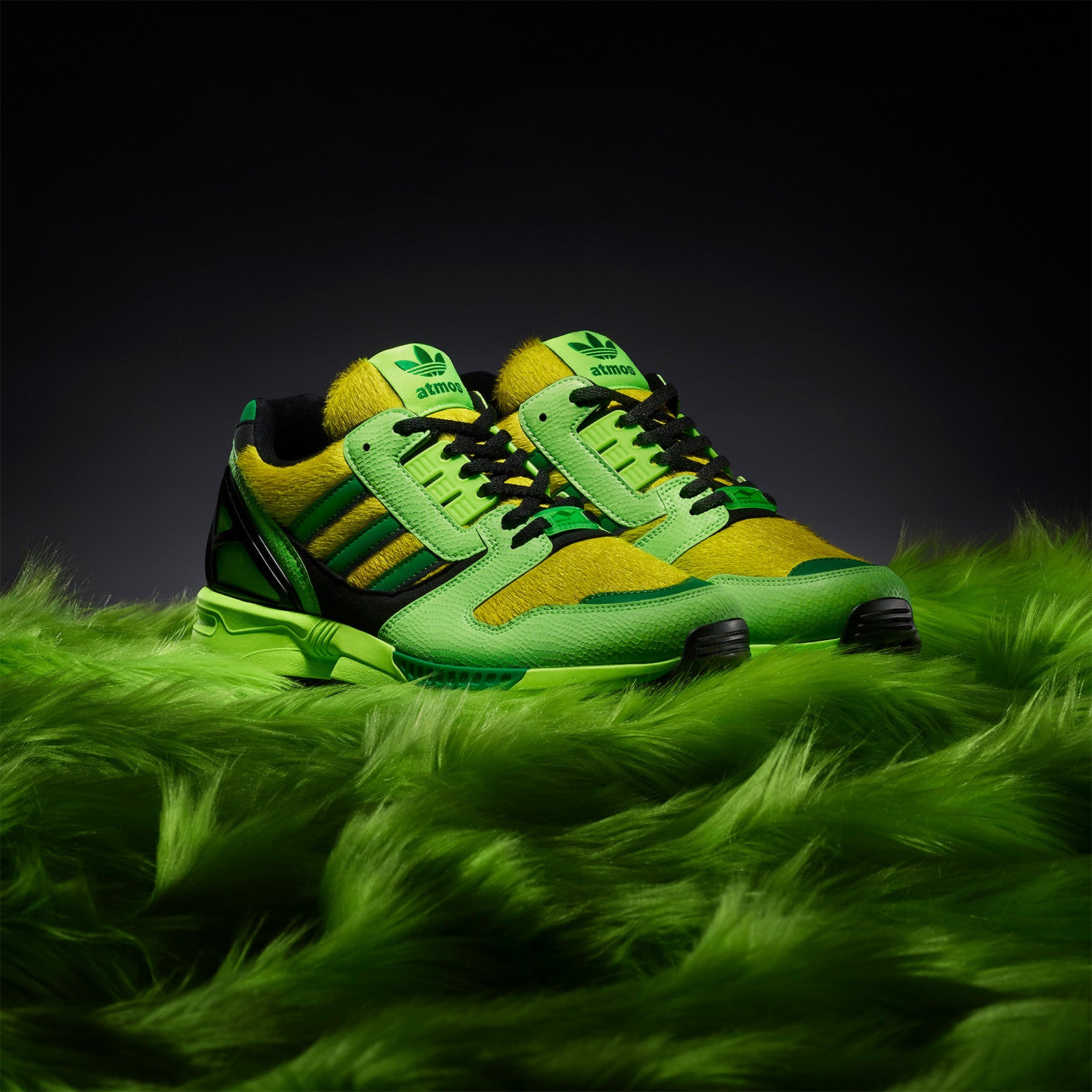 Atmos x adidas ZX 8000 G-SNK 3 Solar Green / Core Black / Supplier Colour Low Top Sneakers FX8593 Detail View 4 | Overkill
