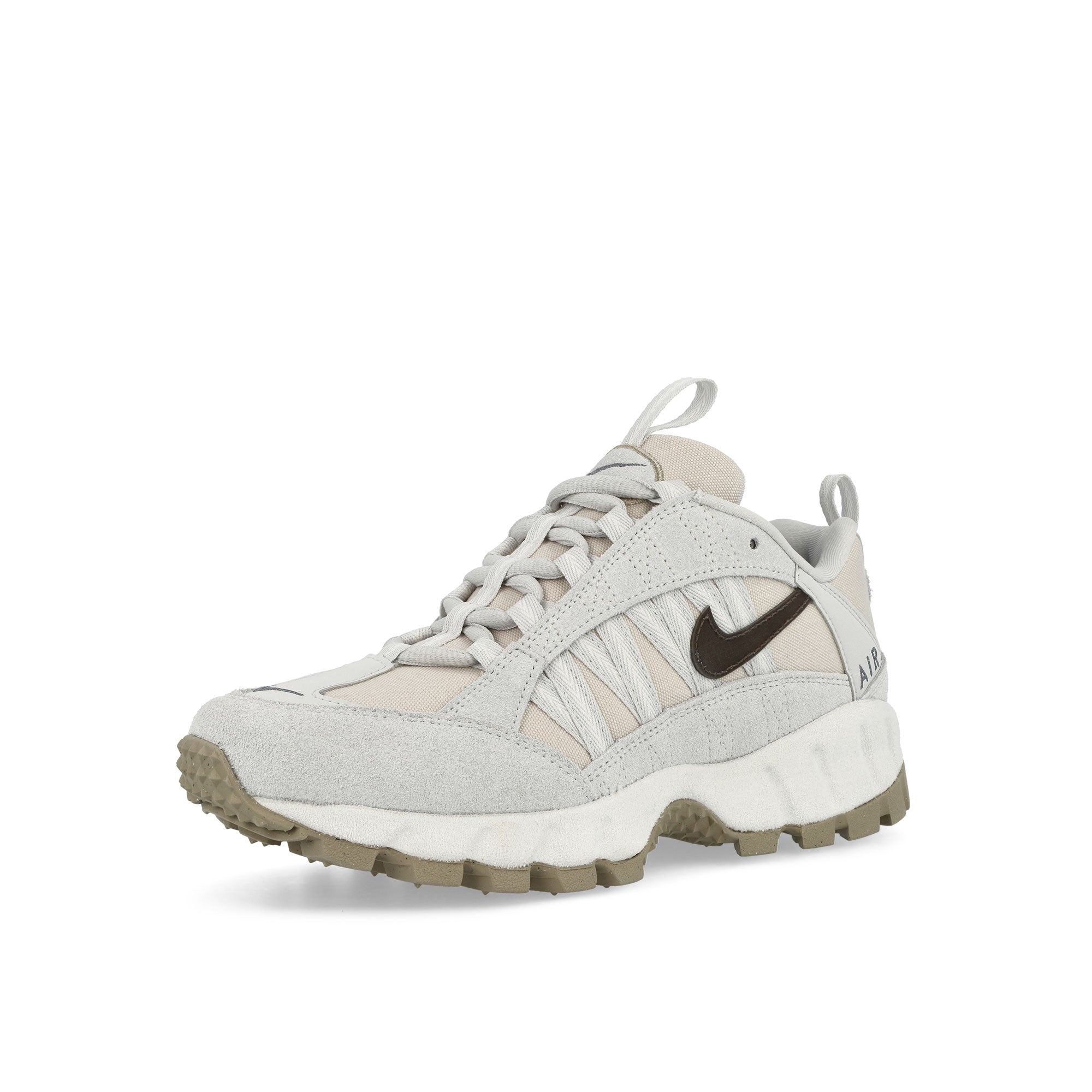 Nike W Air Humara SE Light Orewood Brown / Baroque Brown - Photon Dust Low Top Sneakers  Close Up | Overkill