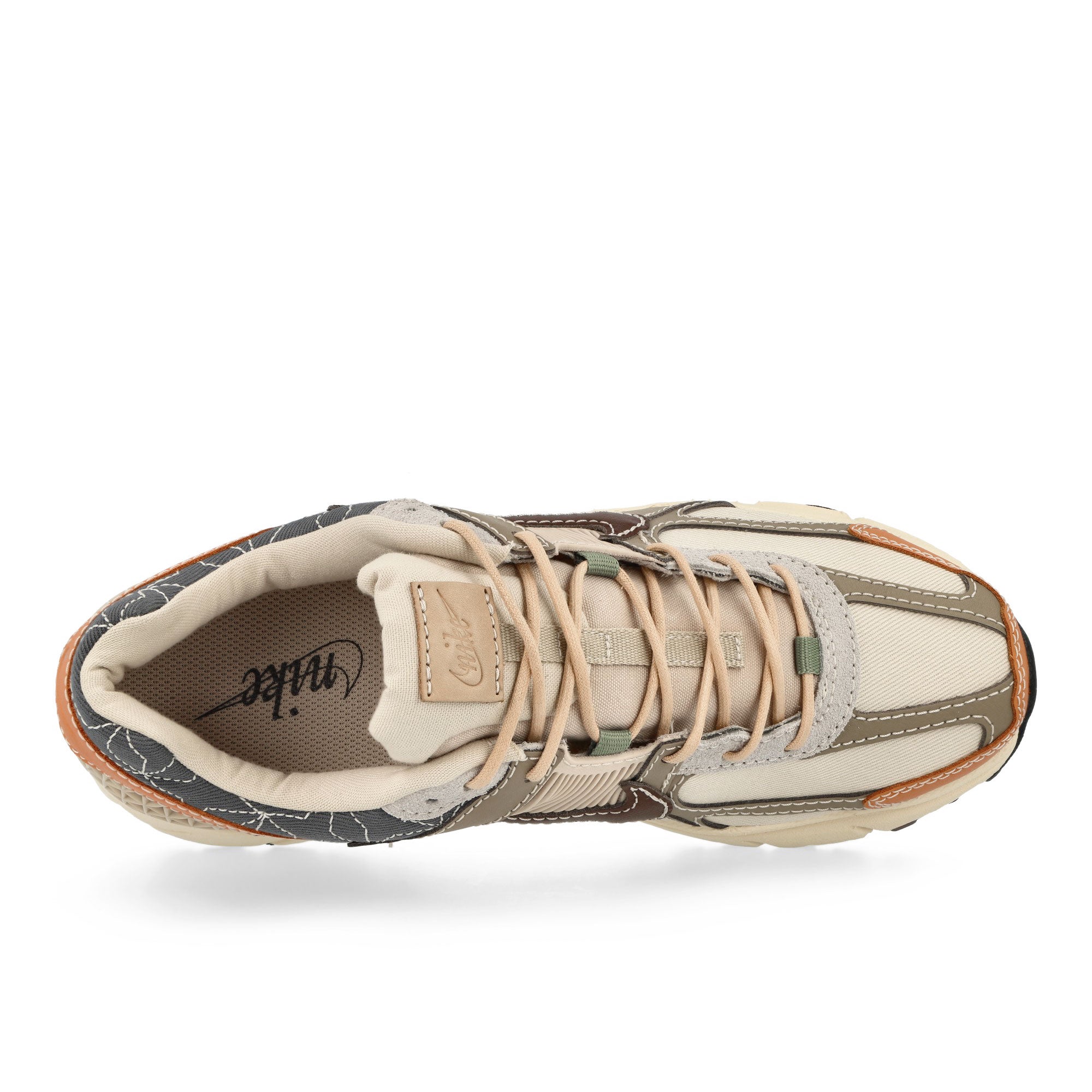 Nike Zoom Vomero 5 Sanddrift / Earth - Muslin - Khaki Low Top Sneakers  Detailfoto | Overkill