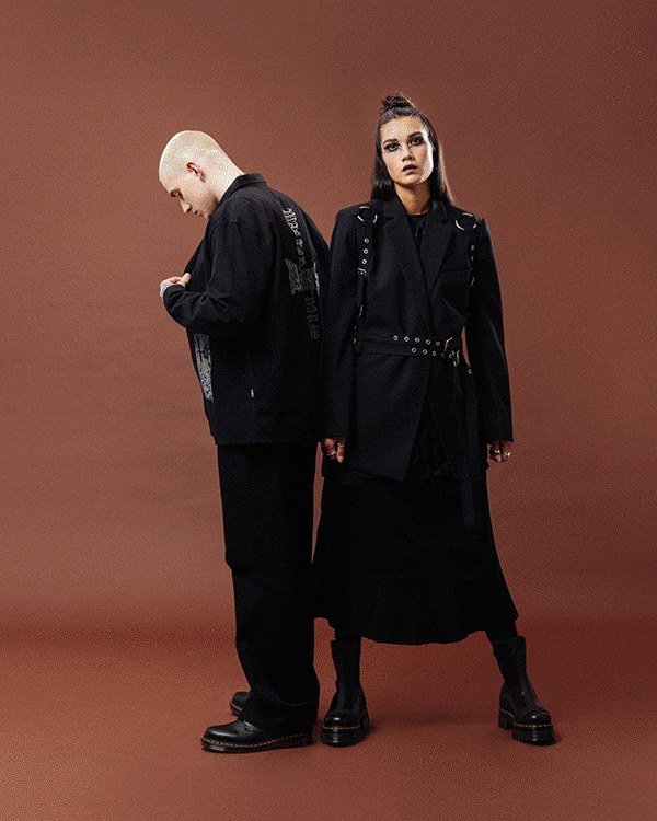 GIF_GOTH.gif?v=1711379279&width=600