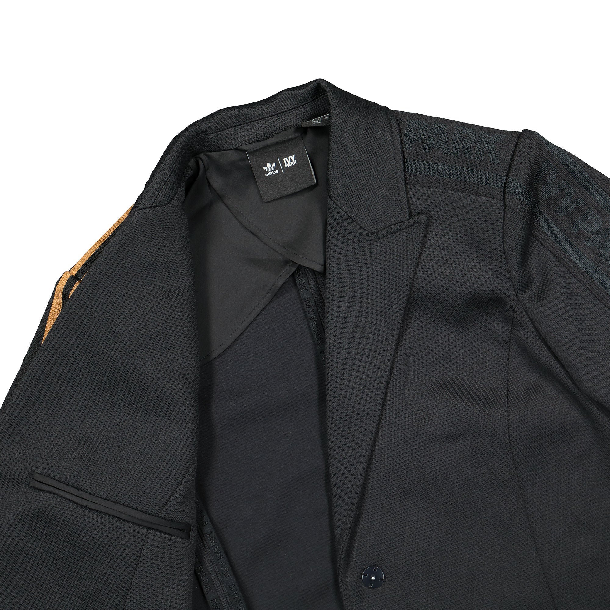 adidas Ivy Park x adidas Logo 3 Stripe Suit Jacket Black / Mesa Jackets Detailfoto | Overkill