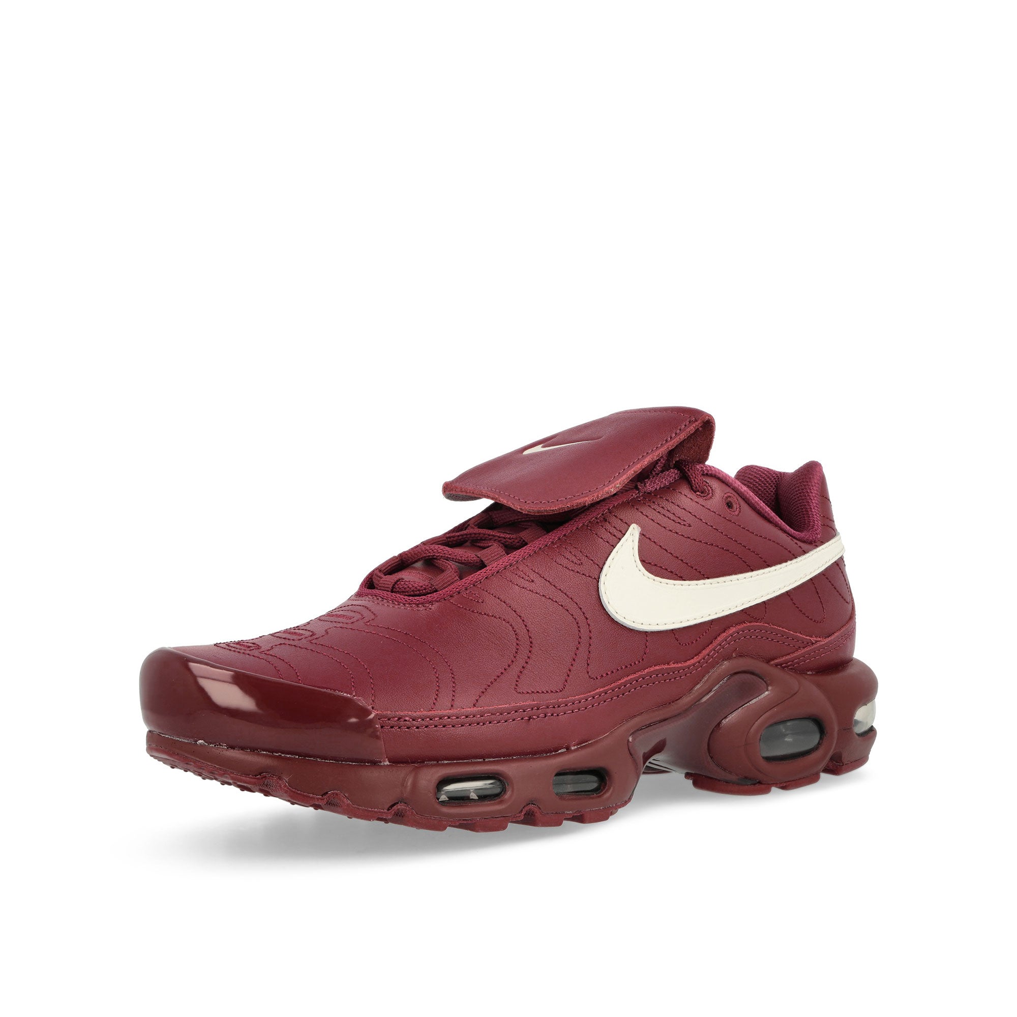 Nike Air Max Plus Team Red-Sail Low Top Sneakers  Close Up | Overkill