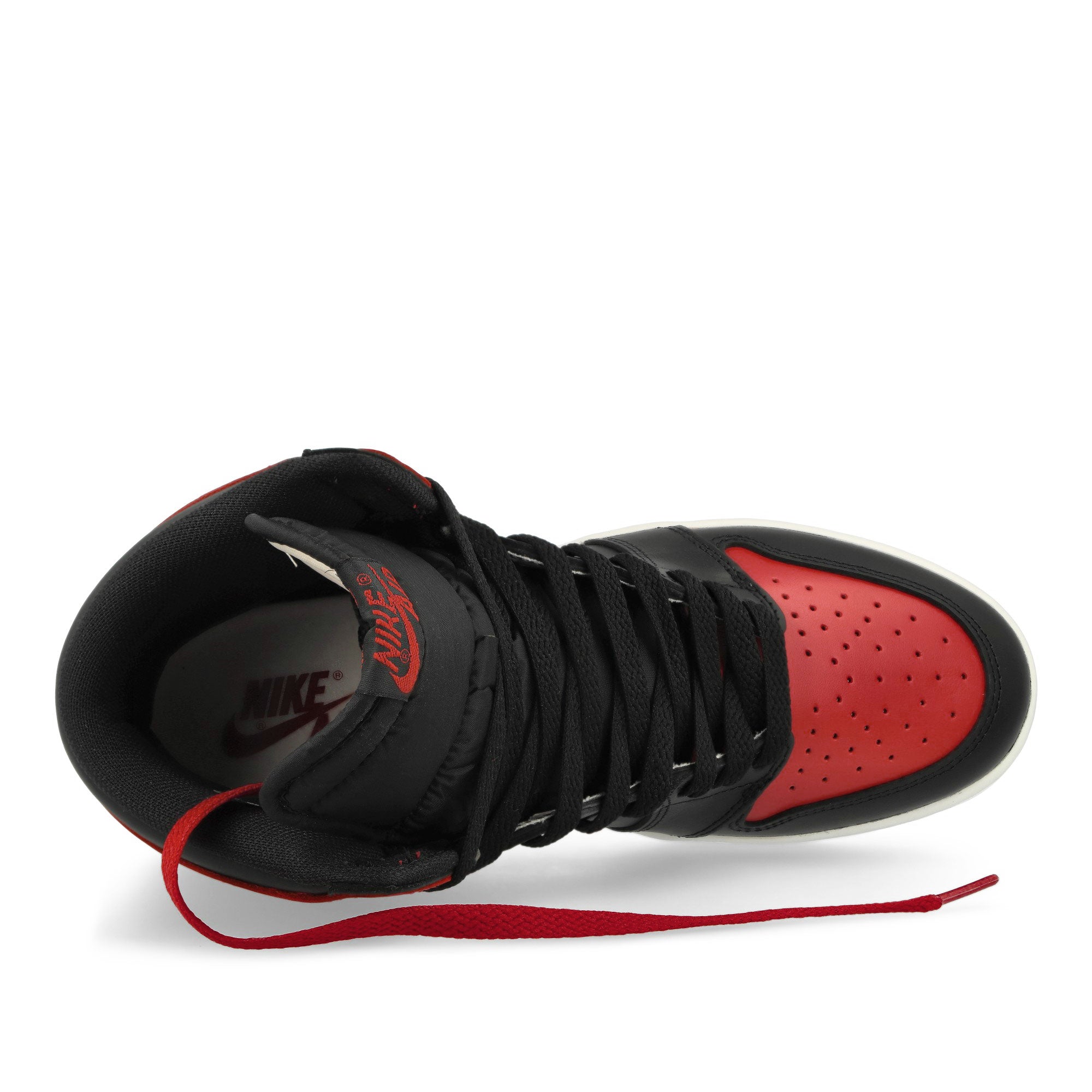 Jordan Air Jordan 1 High '85 Black / Varsity Red-White High Top Sneakers  Detailfoto | Overkill
