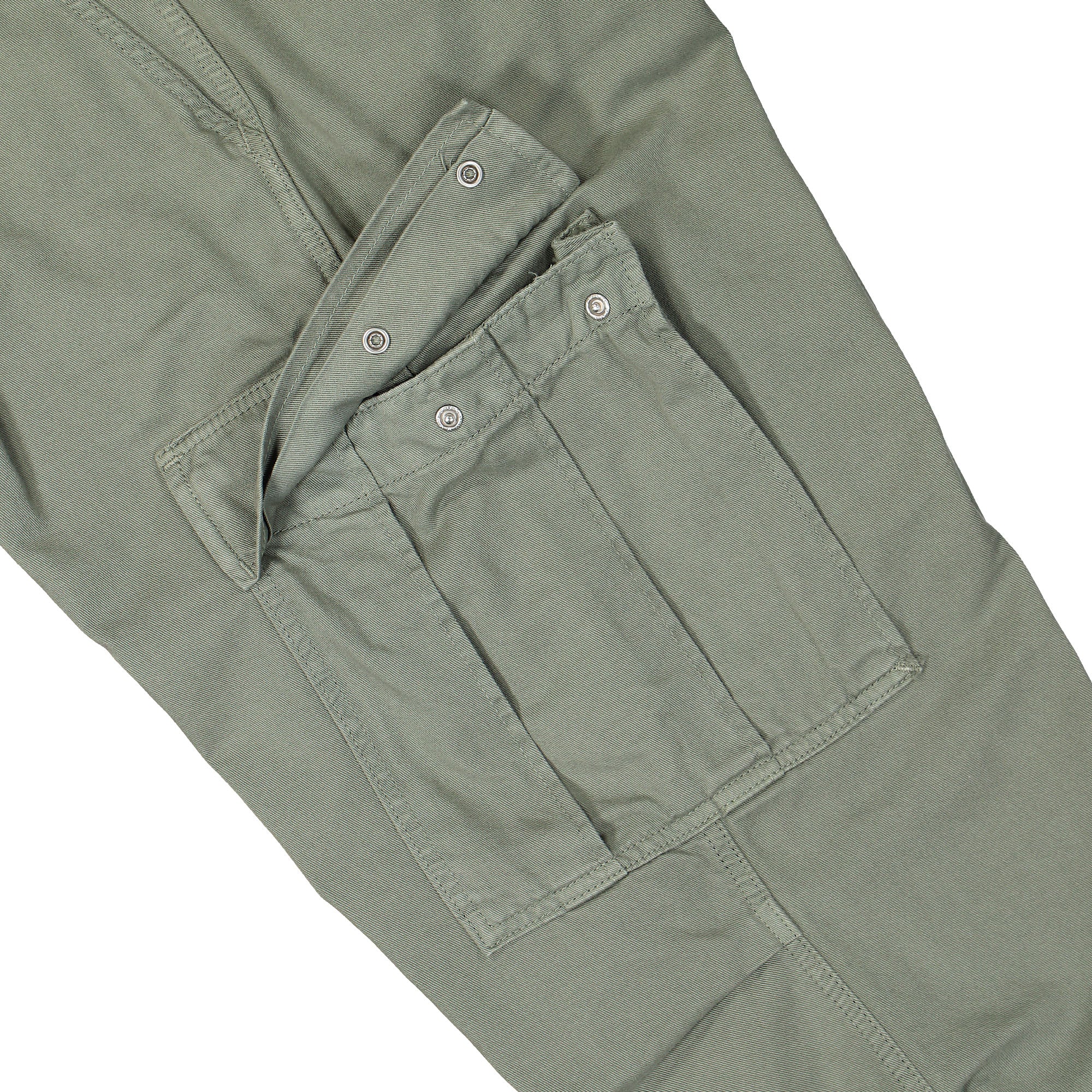 Carhartt WIP Cole Cargo Pant Smoke Green Garment Dyed Cargo Pants Detail view 2 | Overkill