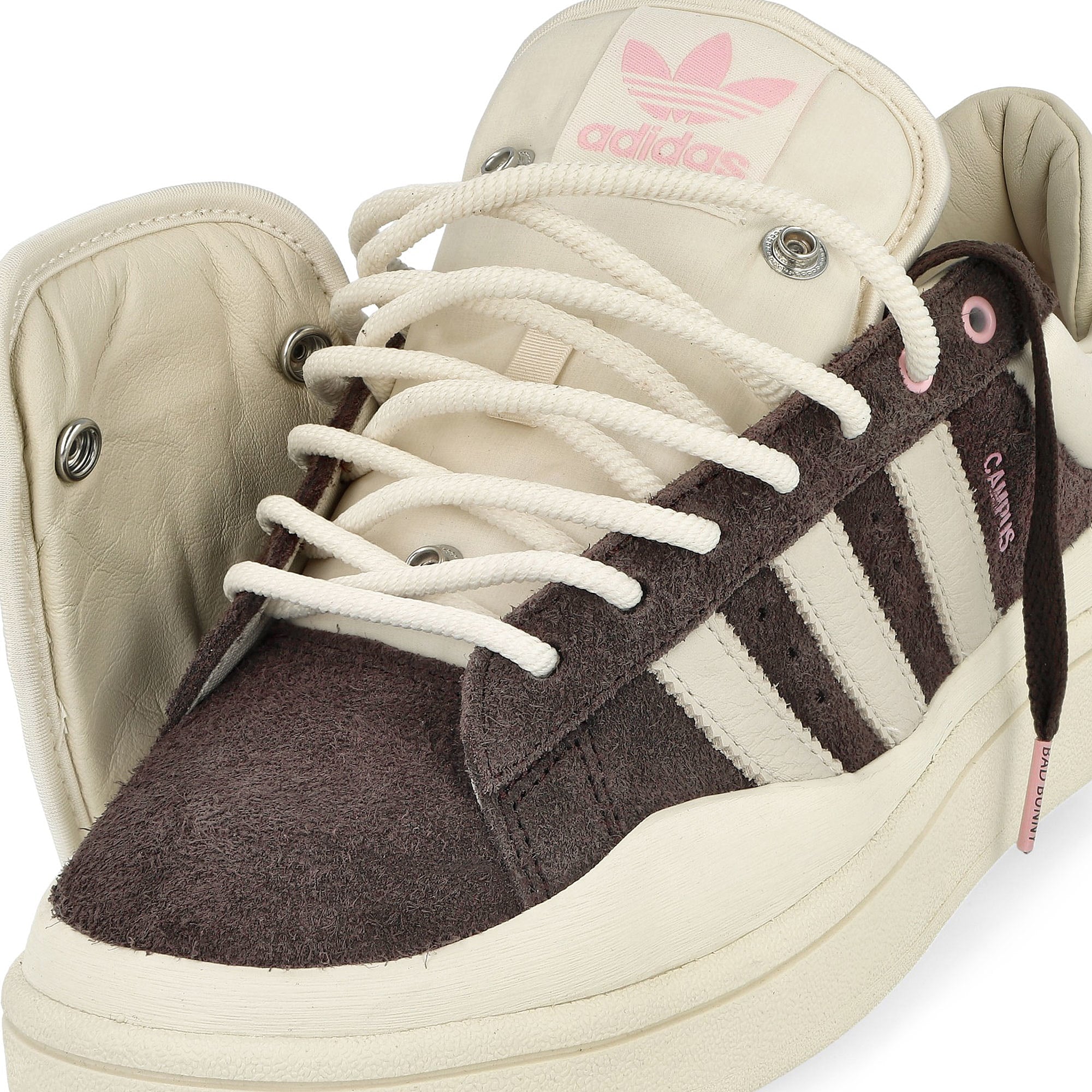 adidas Bad Bunny x adidas Campus Deep Brown / Chalk White / Cream White Low Top Sneakers  Detailfoto | Overkill