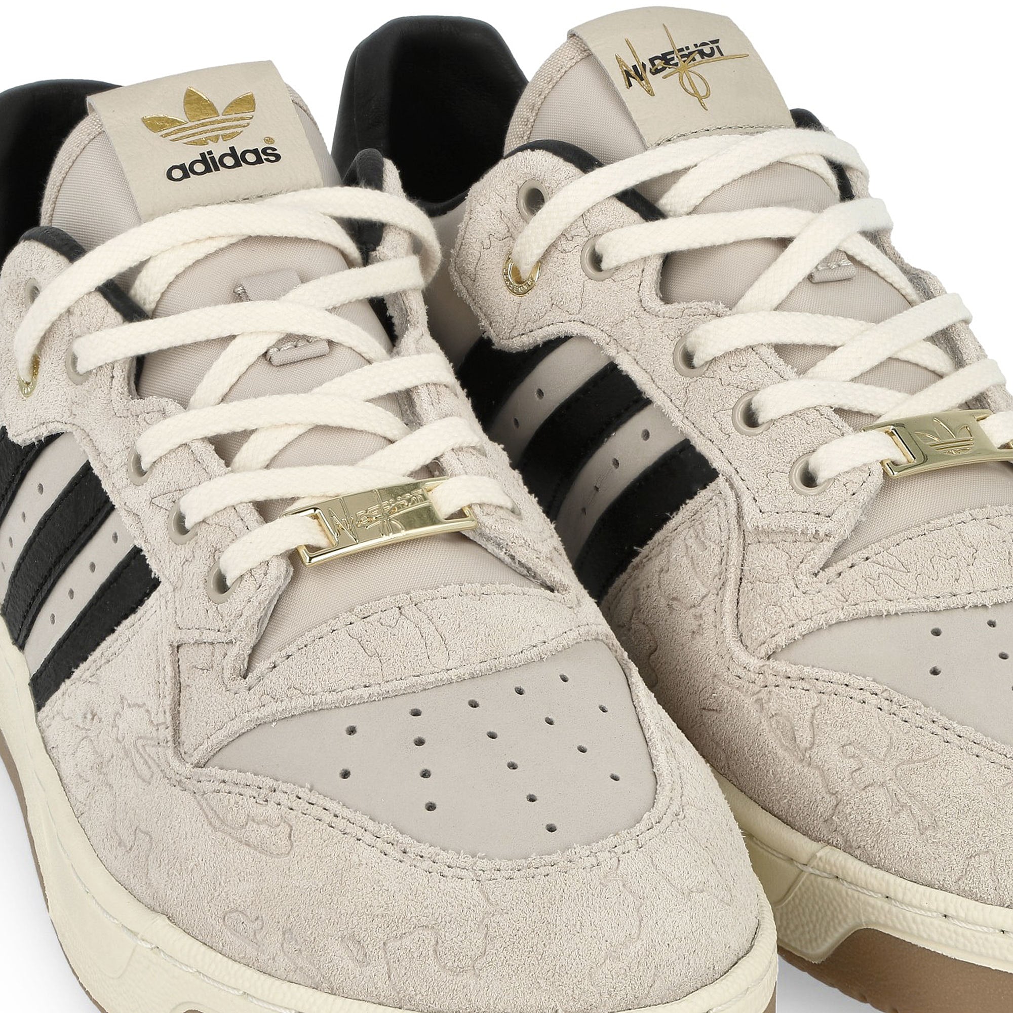 adidas Nadeshot x adidas Rivalry Chalk Pearl / Core Black / Off White Low Top Sneakers  Detailfoto | Overkill