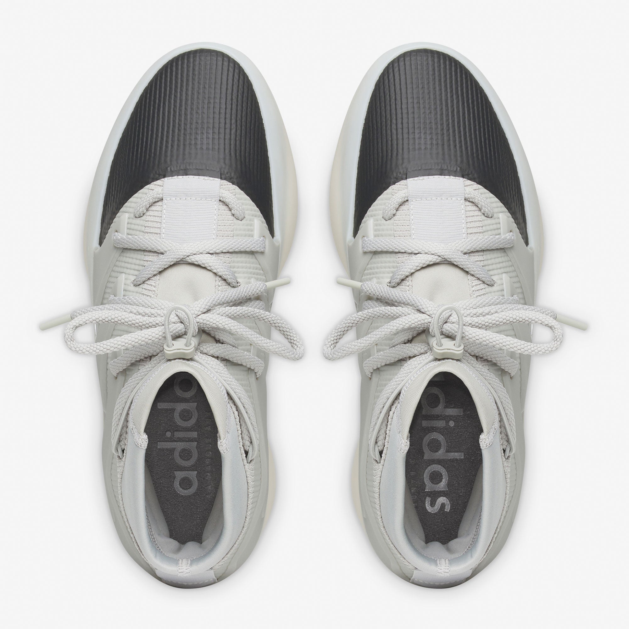 adidas 1 Basketball Sesame / Carbon / Sesame Mid Top Sneakers  Detailfoto | Overkill