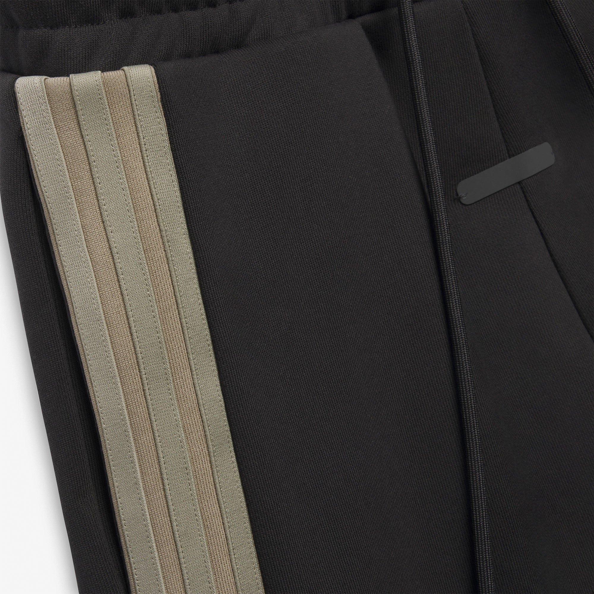 adidas Relaxed Sweatpant Black / Clay Sweat & Track Pants Close-up | Overkill