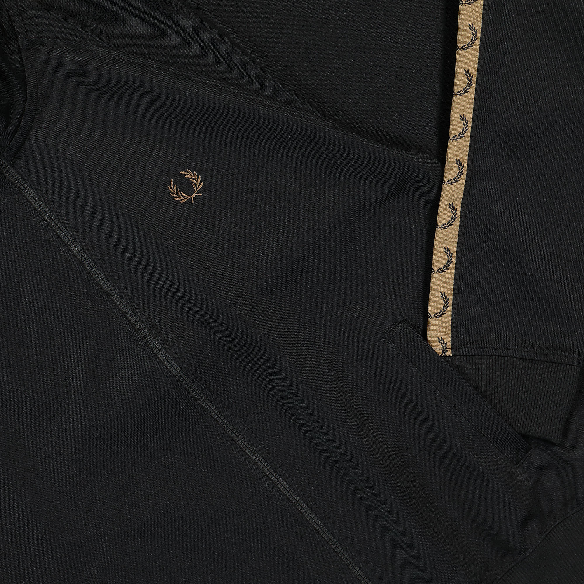 Fred Perry Contrast Tape Track Jacket J5557-S77 | OVERKILL