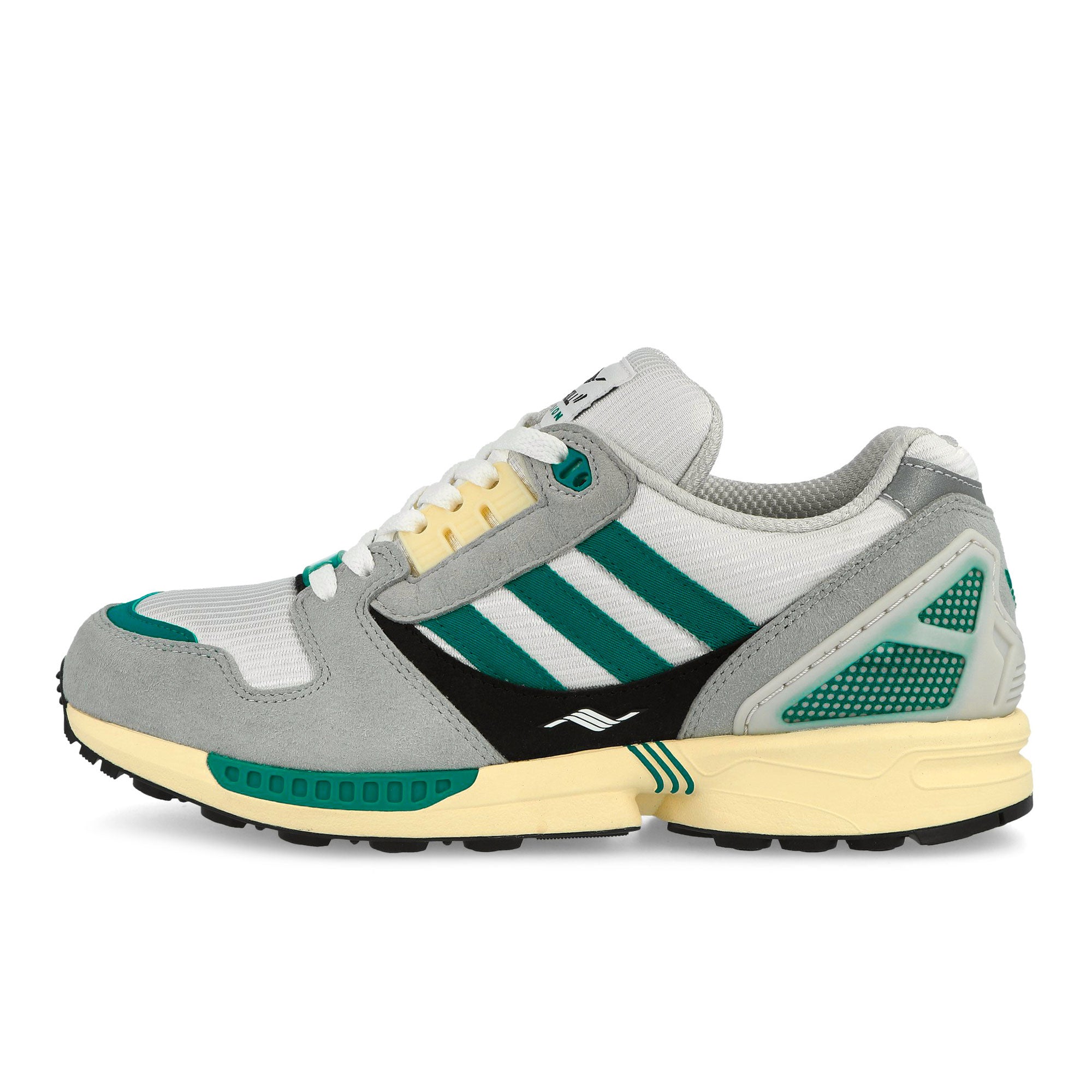 ルル Overkill x adidas Consortium ZX 8000 