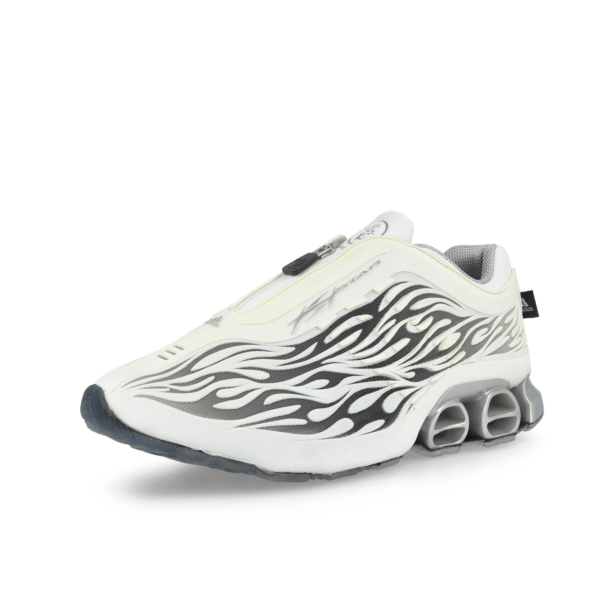 adidas Megaride S2 Cloud White / Off White / Core Black Sneaker KH8086 Close-up | Overkill
