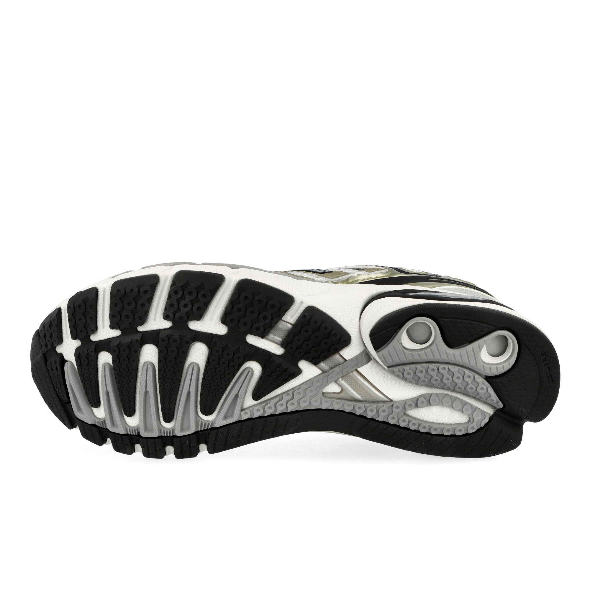 adidas Adistar Control 5 Orbit Grey / Core Black / Thermal Chrome Sneaker KI4472 Detail View 1 | Overkill
