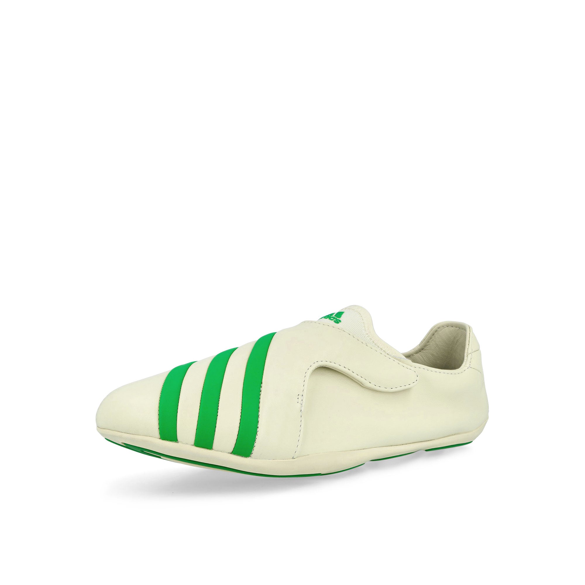 adidas PW Yoga Vario Chalk White / Green / Chalk White Low Top Sneakers KI7669 Close-up | Overkill
