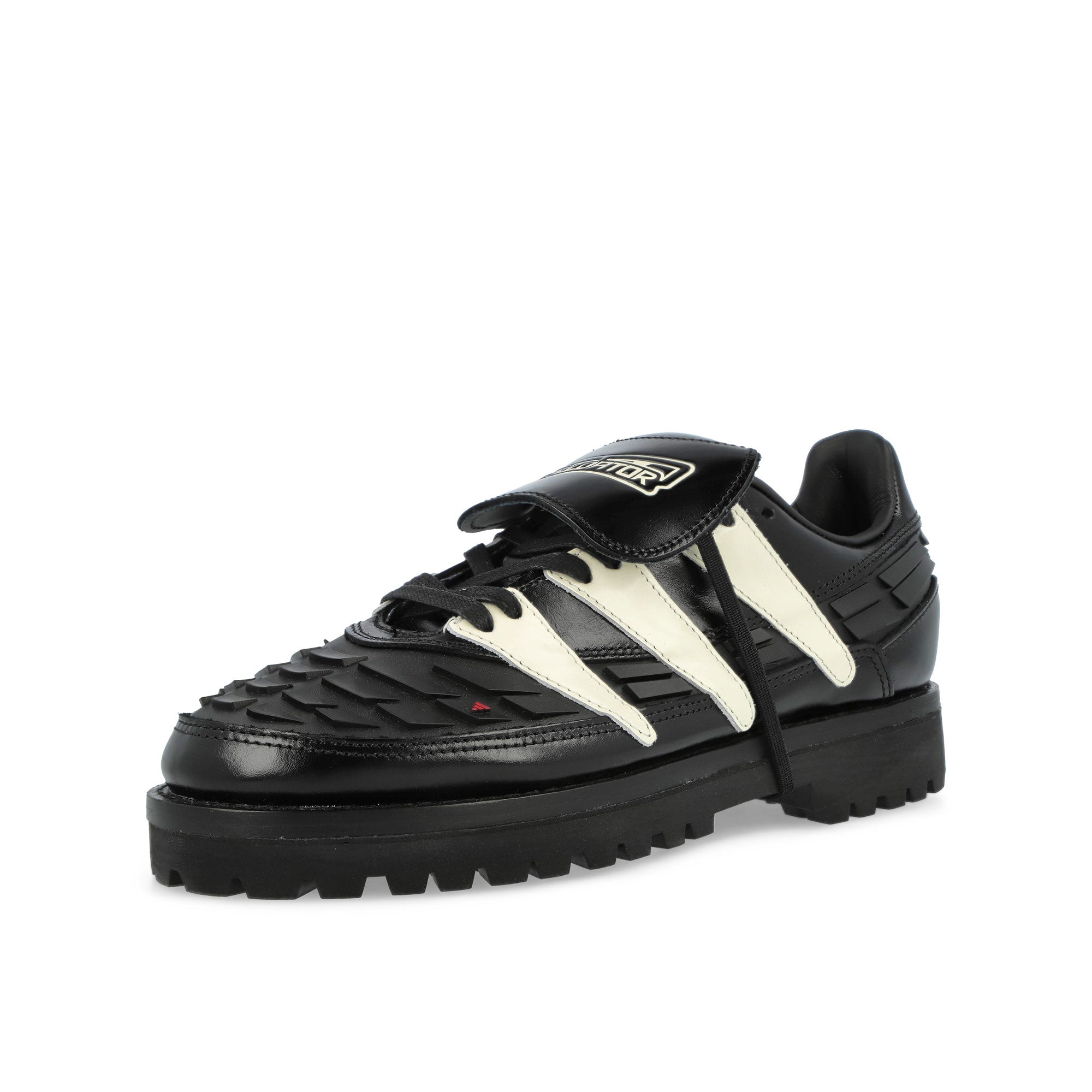 Brain Dead x Disney x adidas Predator Core Black / Cream White / Core Black Low Top Sneakers KJ4289 Detailfoto | Overkill
