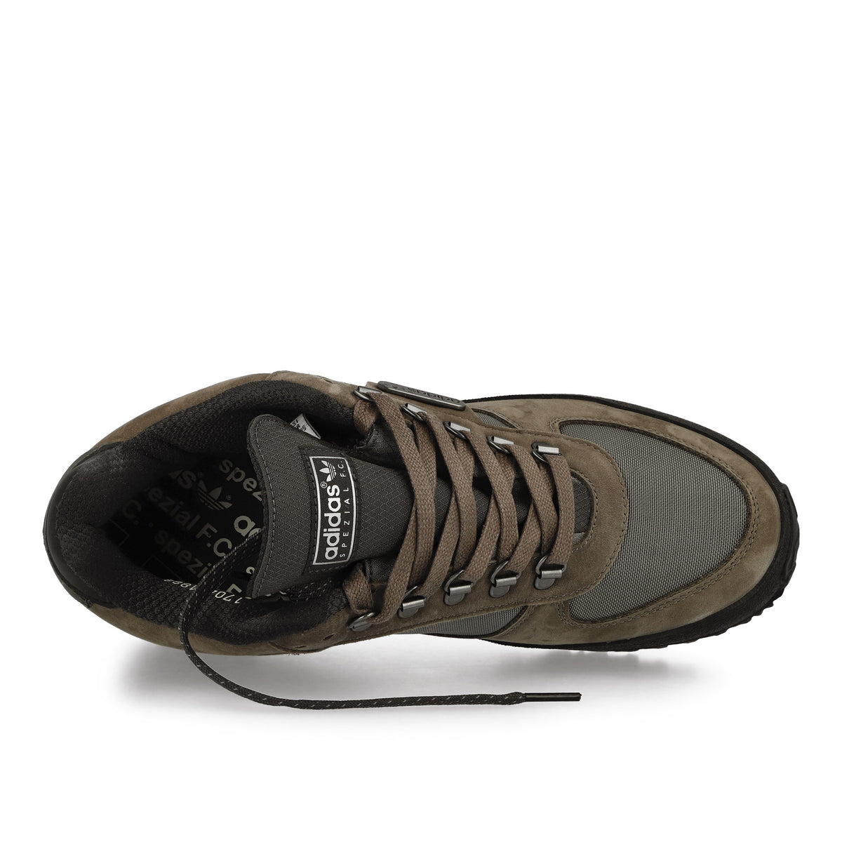 adidas Winterhill SPZL F.C. Utility Black / Utility Black / Clear Brown Sneaker KK0763 Close-up | Overkill