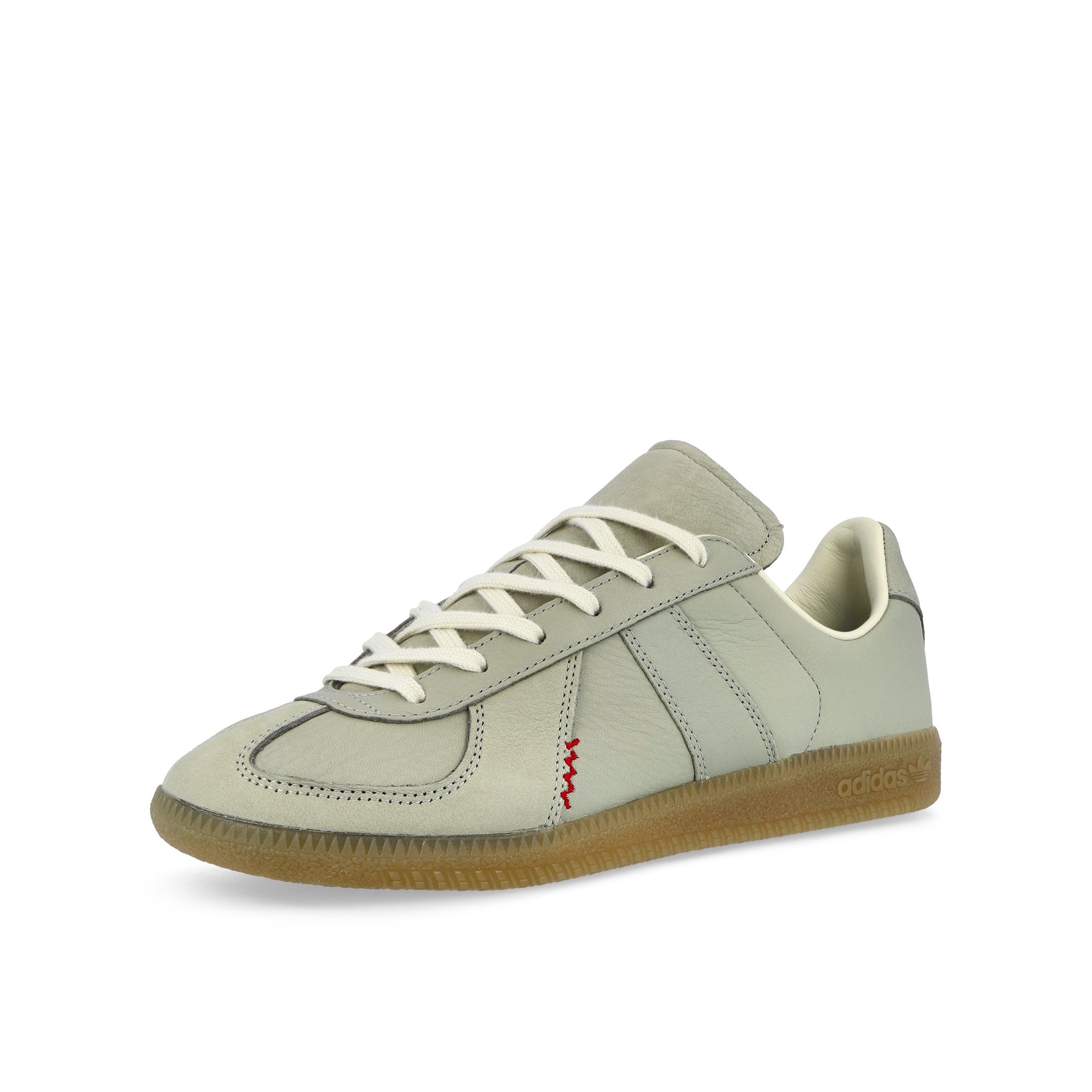 adidas BW Army Sesame / Chalk White / Gum 4 Low Top Sneakers KK3301 Close-up | Overkill
