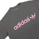 adidas adisignature NY Tee Utility Black T-Shirt LF3001 Detailfoto | Overkill
