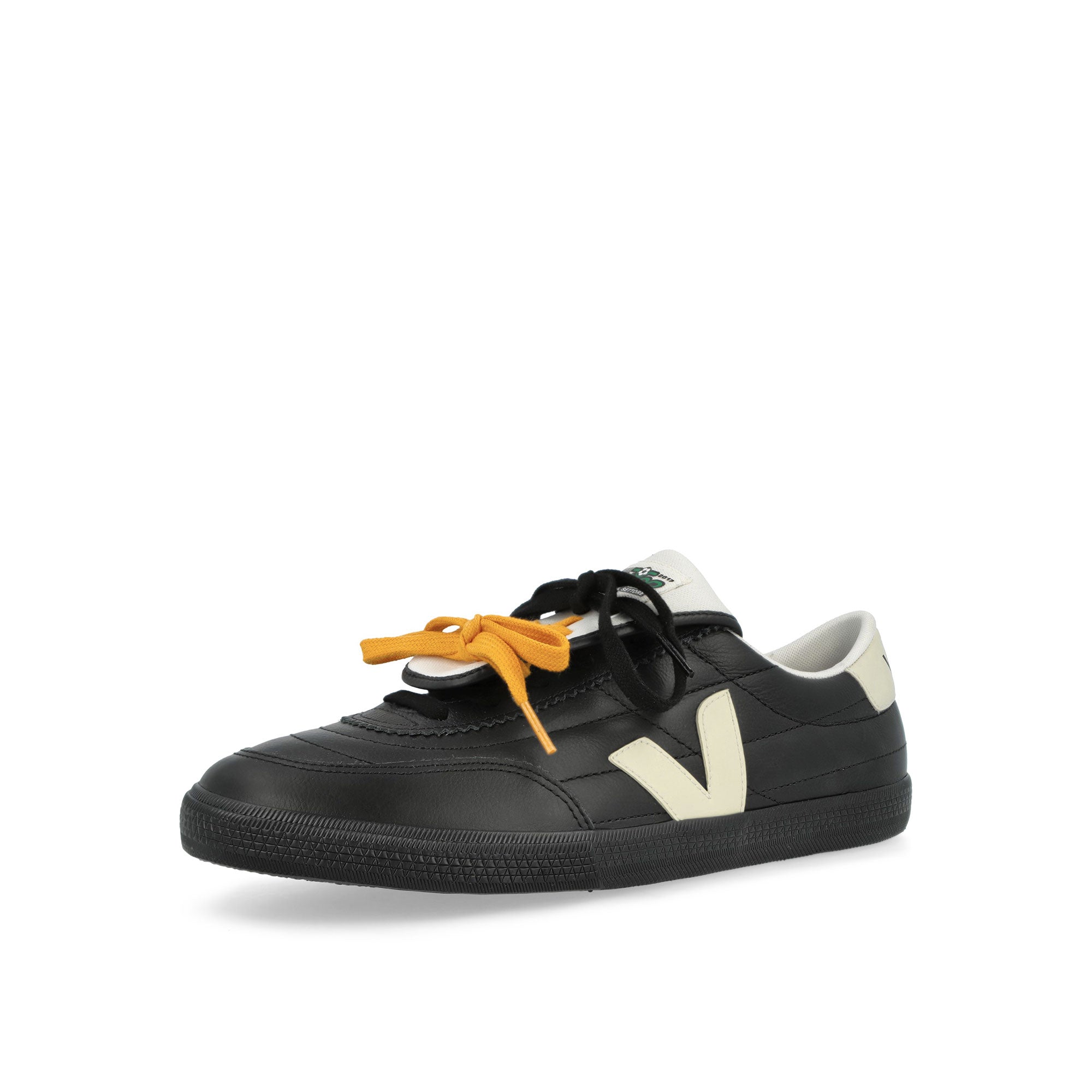 Magliano x Veja Panenka Leather MG0221674A | OVERKILL