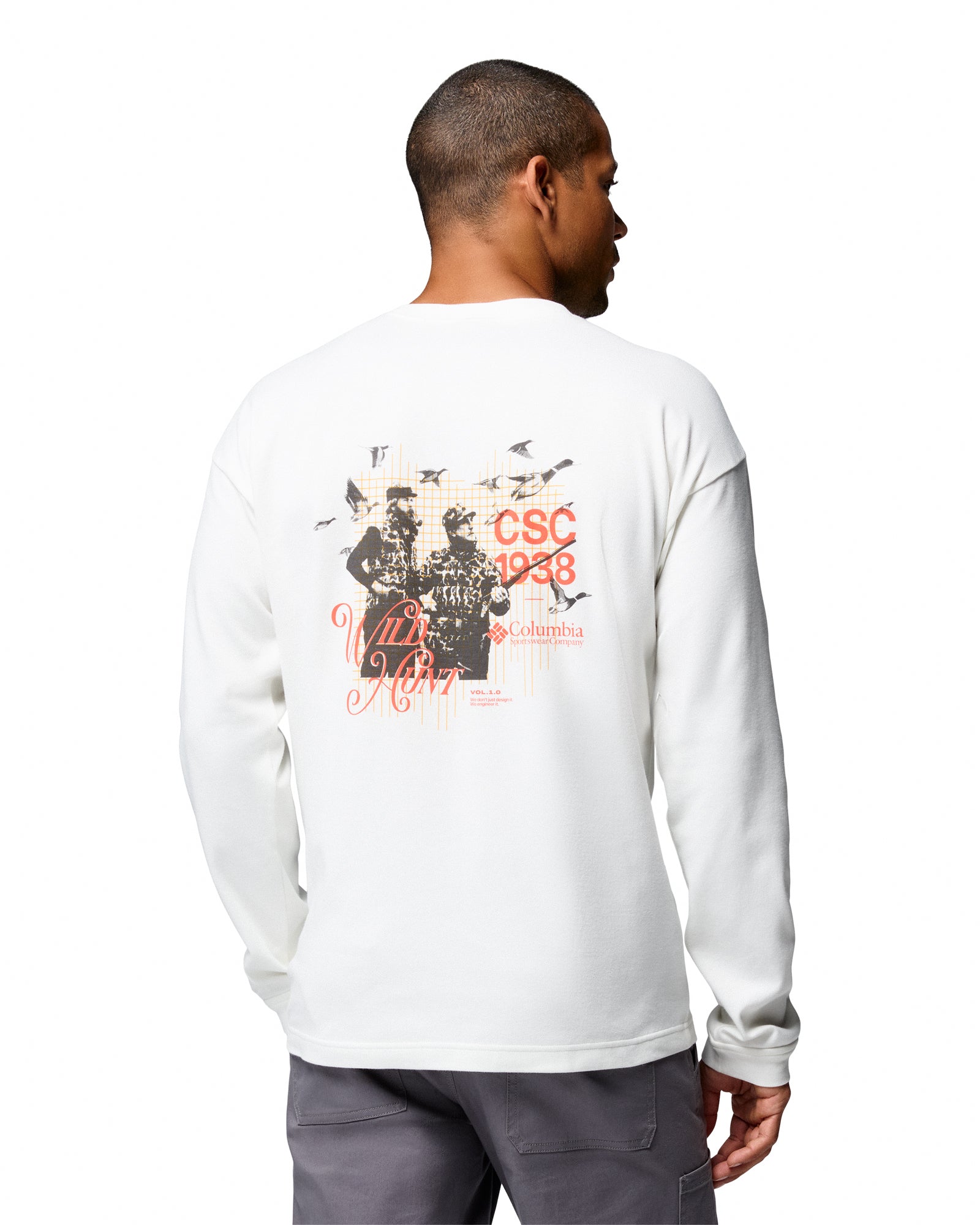 Columbia CSC1938™ V1 Long Sleeve Tee Sea Salt Longsleeves XM8852-125 On Model Back View | Overkill
