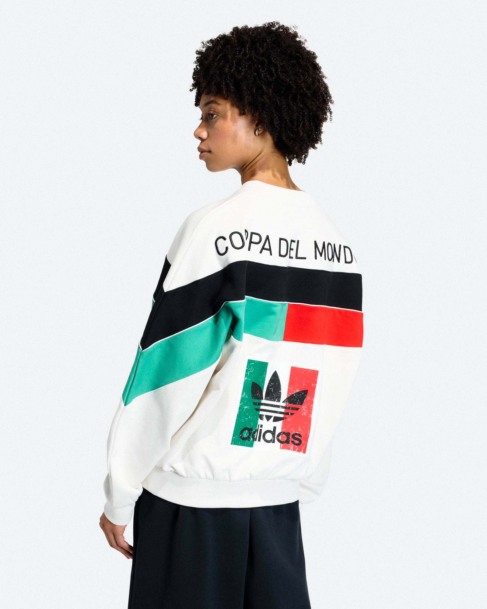 adidas Italia Crew Cloud White / Black / Vivid Red / Semi Court Green Sweatshirts KD7768 Style Inspiration | Overkill
