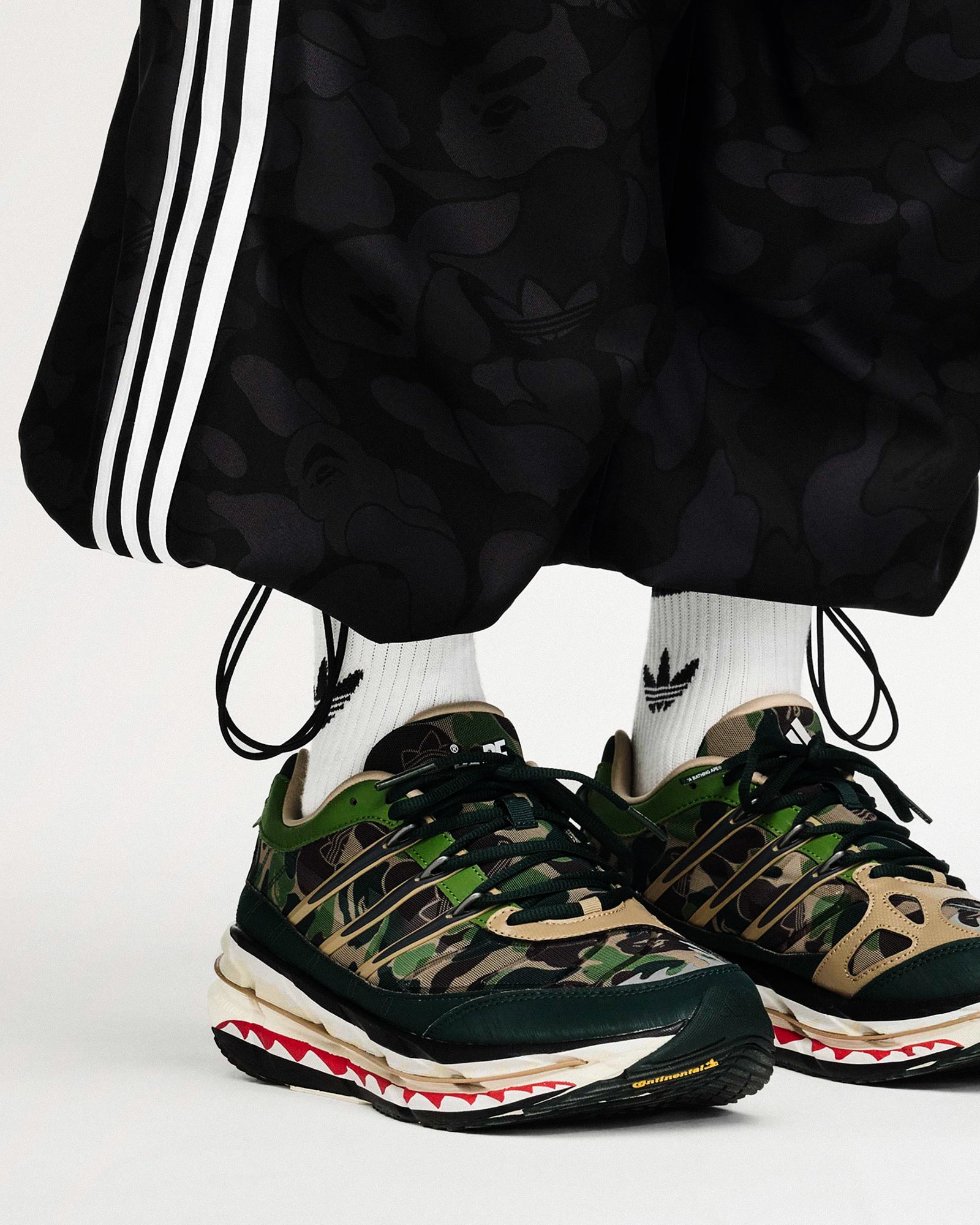 BAPE x adidas Jacquard Pants Black Casual Pants KF4918 Model Detail 1 | Overkill
