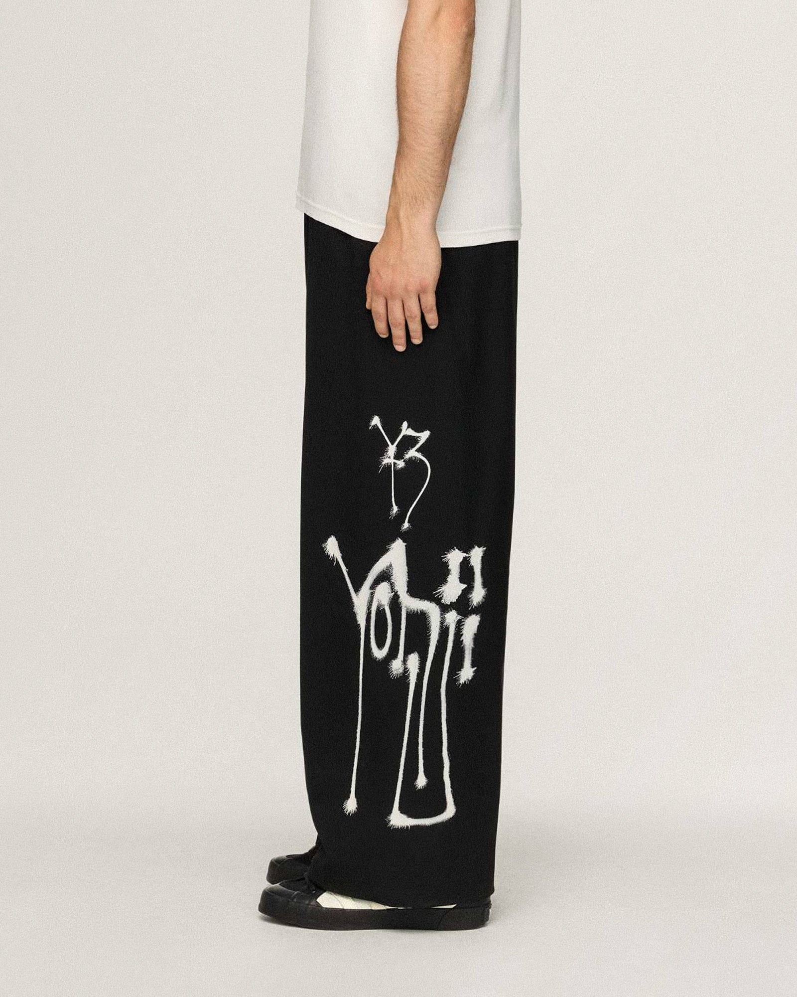 Y-3 Chito Graphic Wide Wool Pants Black Casual Pant KR8712 Style Inspiration | Overkill
