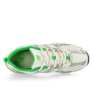 New Balance MR530EC White Low Top Sneakers  Detailfoto | Overkill