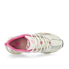 New Balance MR530ED White Low Top Sneakers  Detailfoto | Overkill