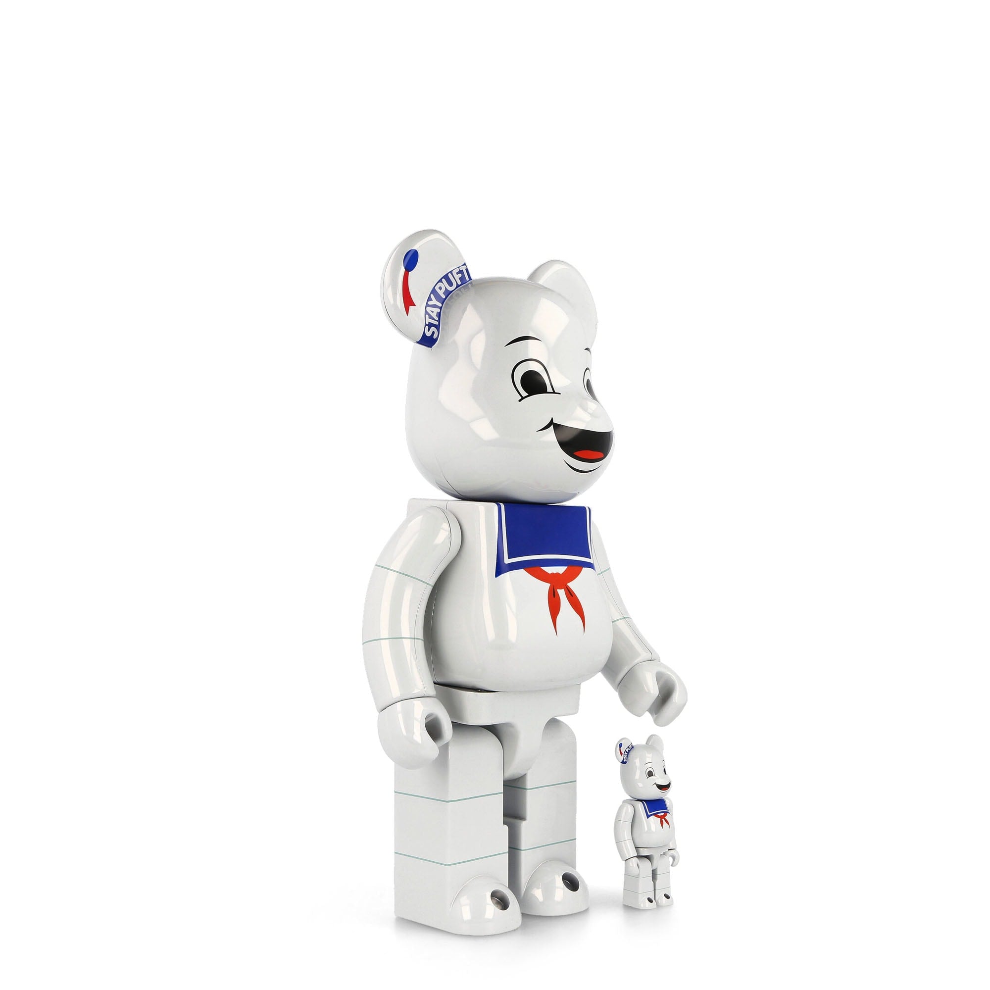 Medicom Be@rbrick Stay Puft Marshmallow Man White Chrome Version 400% + 100% Multicolor Collectibles & Toys Close-up | Overkill