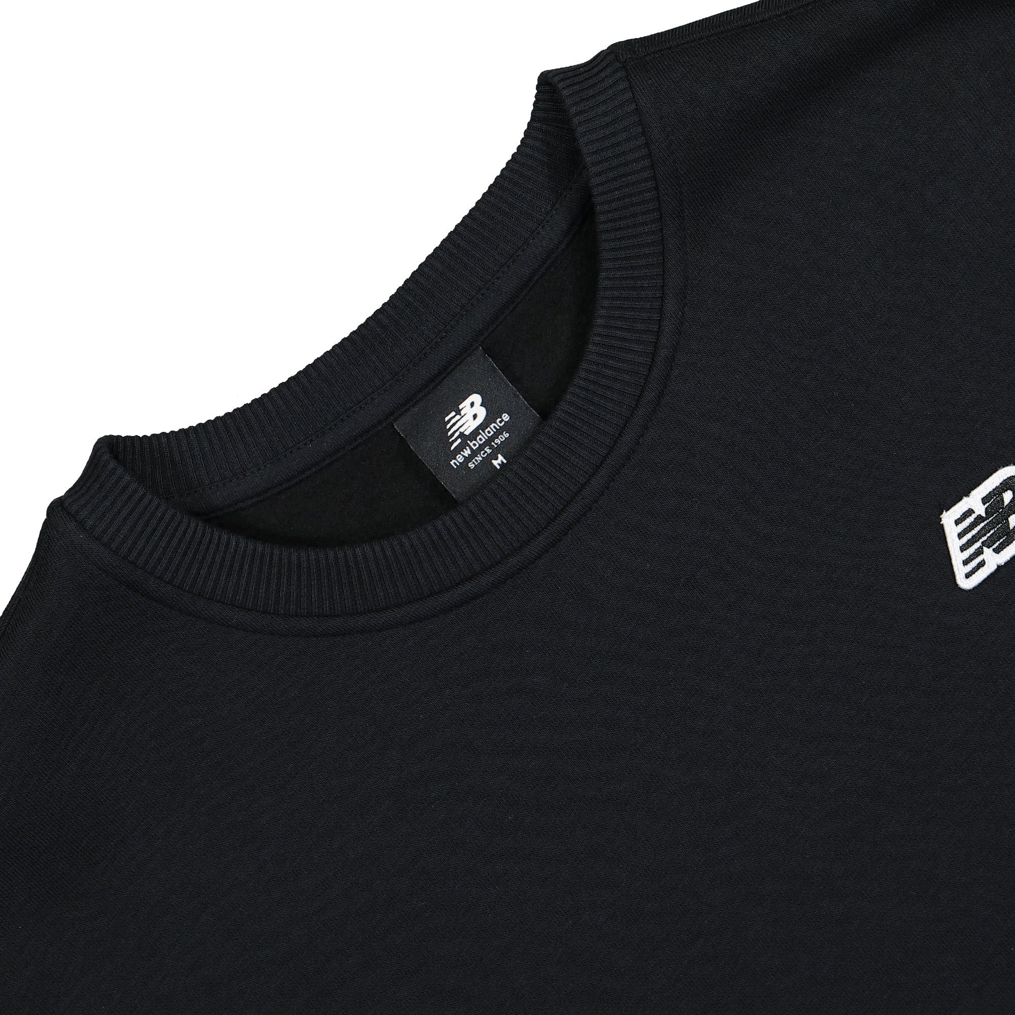 New Balance Small Logo Sweat Black Sweatshirts Close-up | Overkill