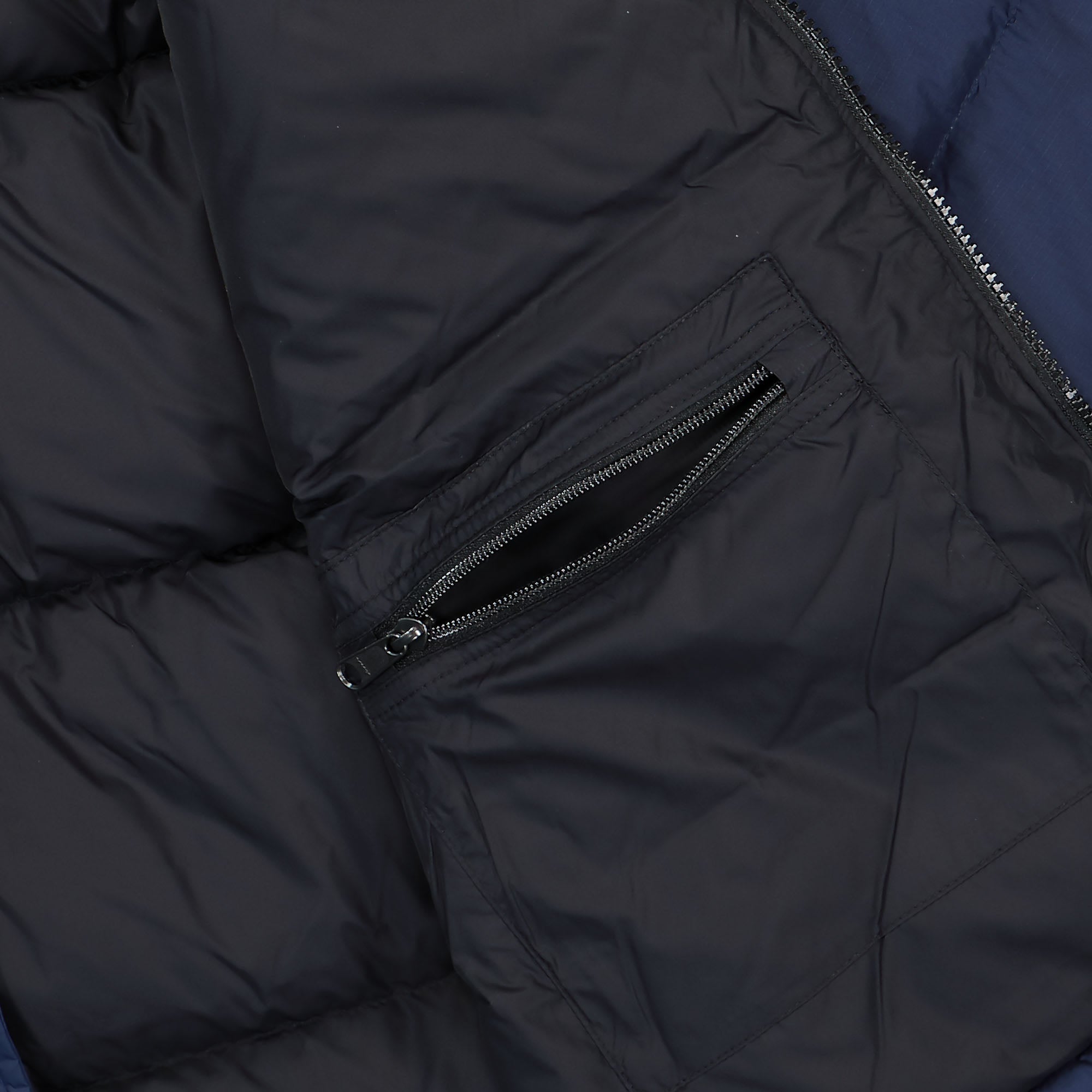The North Face 1996 Retro Nuptse Jacket Summit Navy / TNF Black Puffer Jackets Detail view 1 | Overkill