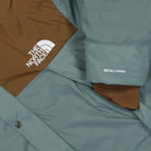 The North Face 50/50 Mountain Jacket Sepia Brown / Concrete Grey Jackets Detailfoto | Overkill