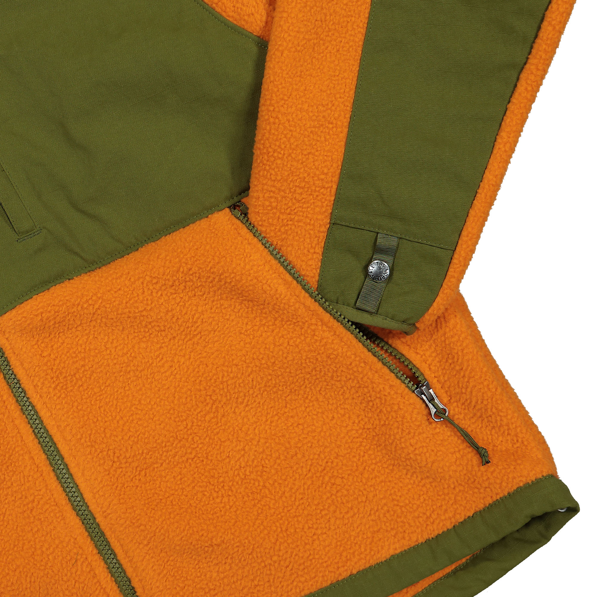 The North Face Ripstop Denali Jacket Desert Sun / Forest Olive Fleece Jackets Detail view 1 | Overkill