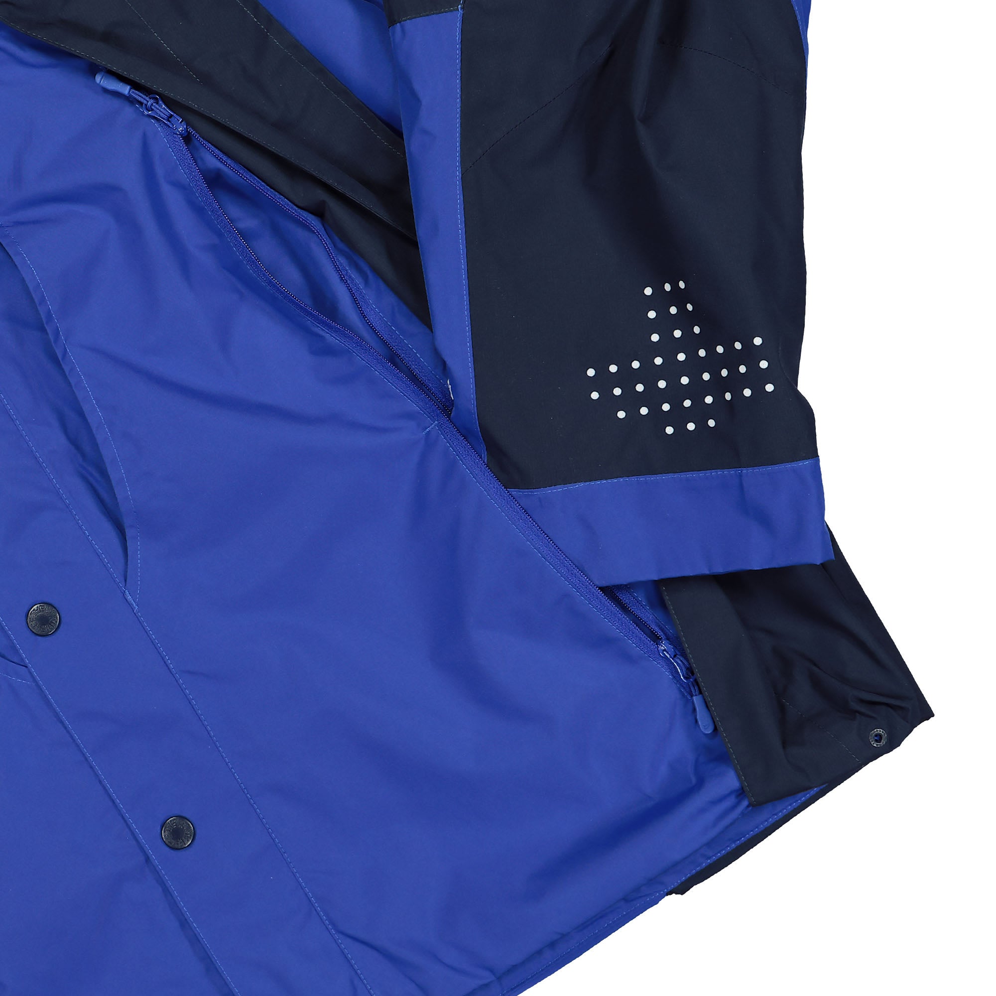 The North Face GTX Multi Pocket Jacket - AP Summit Navy / TNF Blue Windbreaker Detail view 2 | Overkill