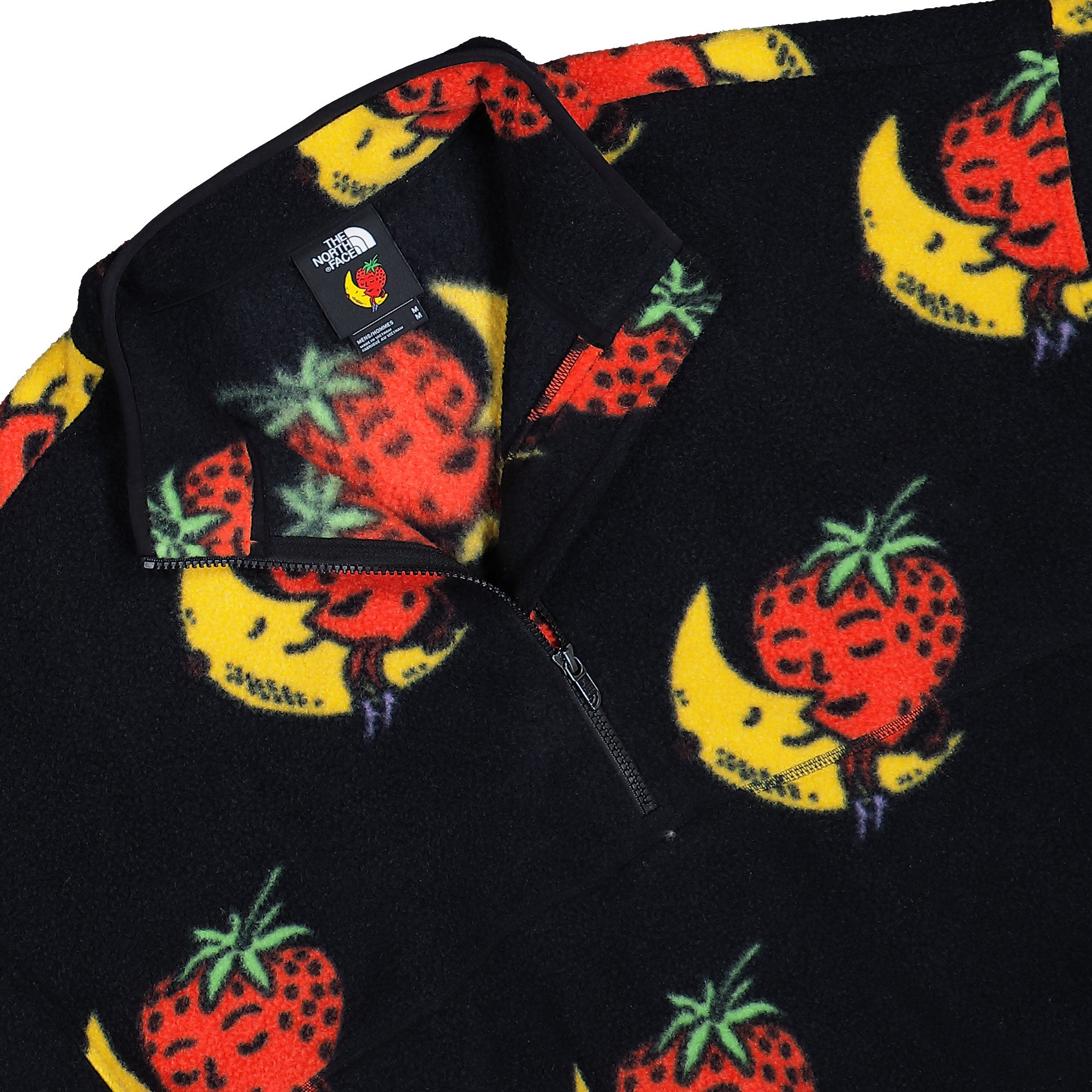 SHF x The North Face Half-Zip Fleece Jacket TNF Black / Strawberry Moon Print Fleece Jackets NF0A8HNBNY1 Detailfoto | Overkill
