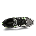 Saucony Progrid Triumph 4 Black-Silver-Speed Green Low Top Sneakers  Detailfoto | Overkill