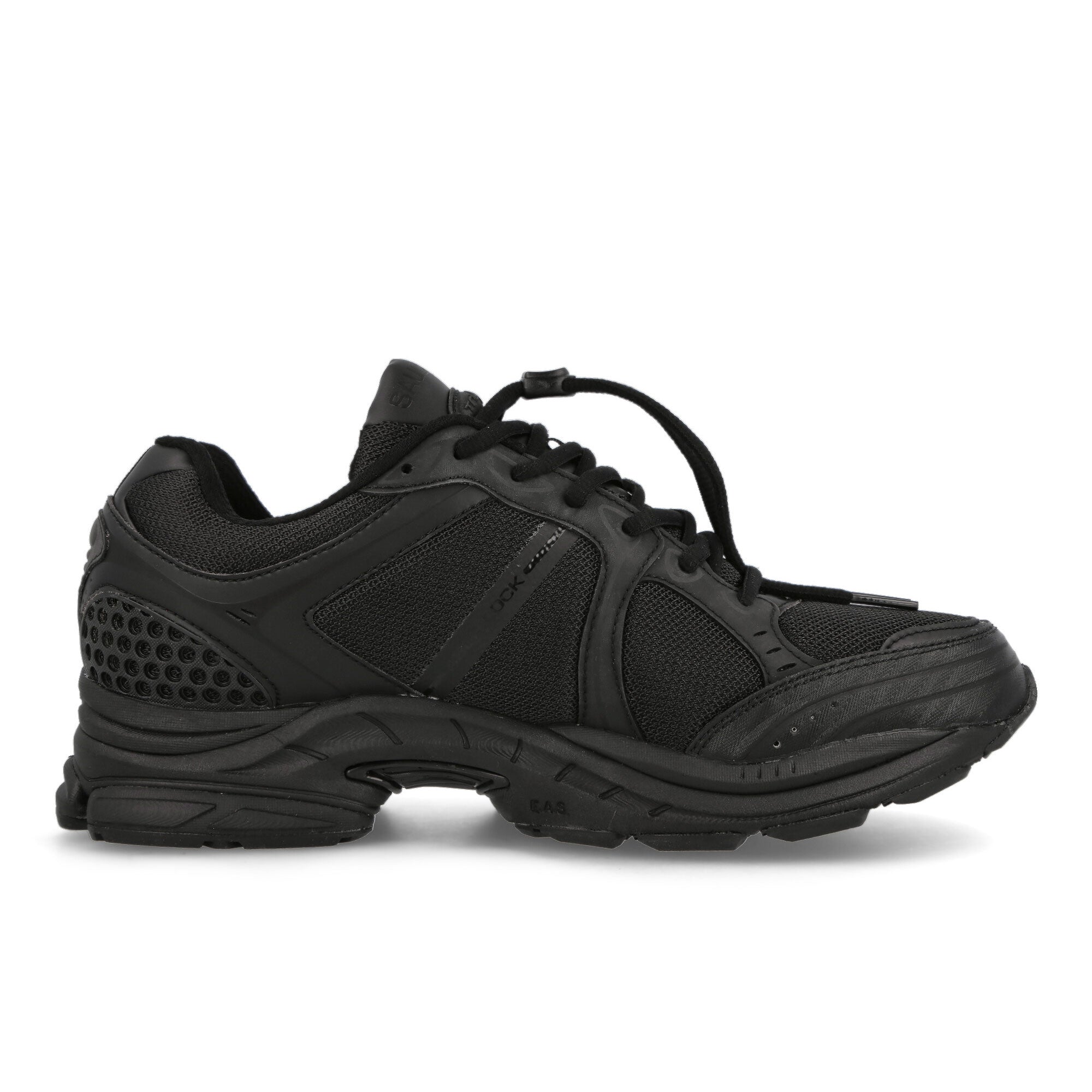 Saucony Progrid Triumph 4 Gorpcore Black Low Top Sneakers  Silhouette | Overkill