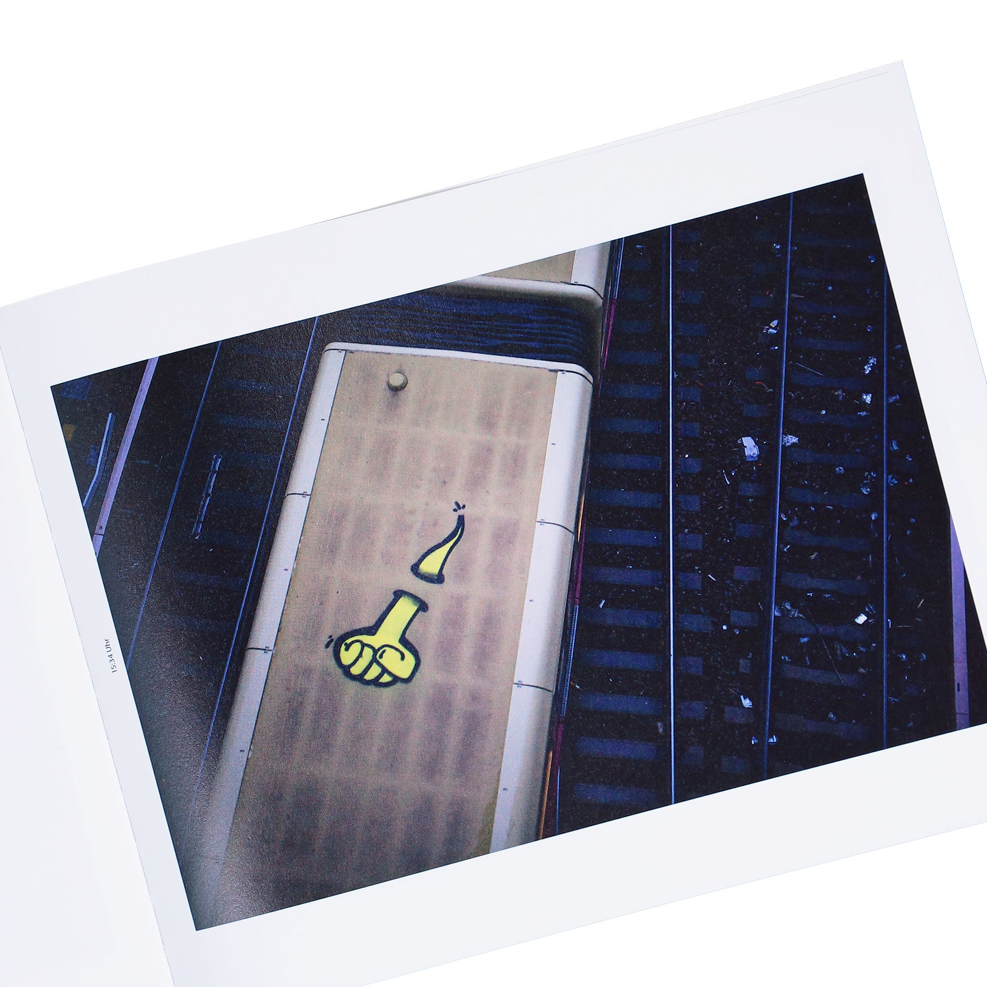 Hitzerot Schriftzüge 2015-2025 Multicolor Graffiti Book 978-3-9820295-9-7 Detail View 1 | Overkill
